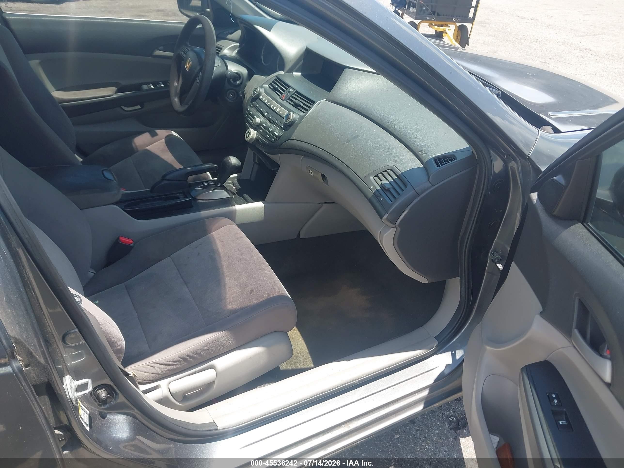 2010 Honda Accord 2.4 Lx-p Gray vin: 1HGCP2F4XAA117788