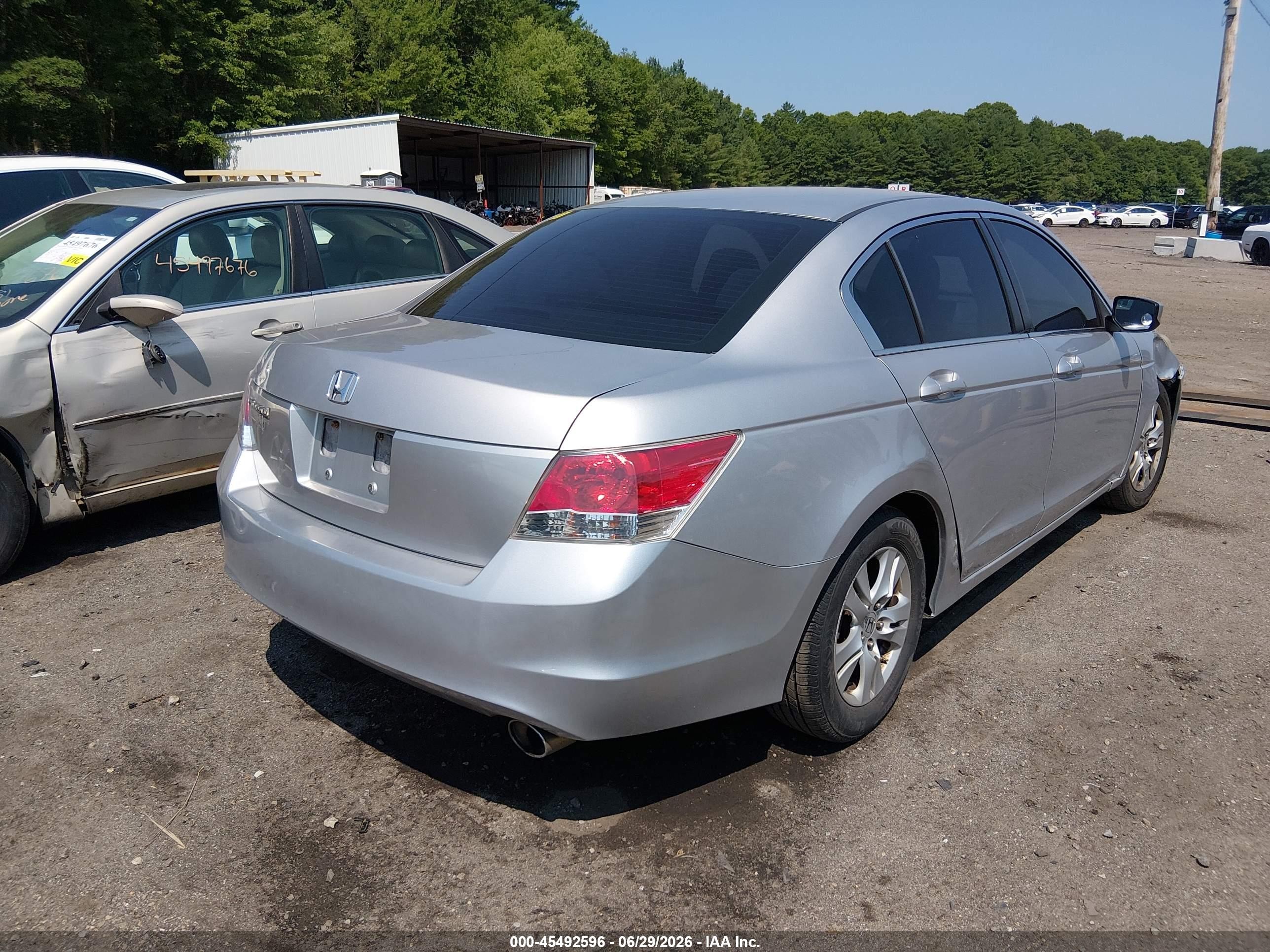 2010 Honda Accord 2.4 Lx-p Silver vin: 1HGCP2F4XAA143162