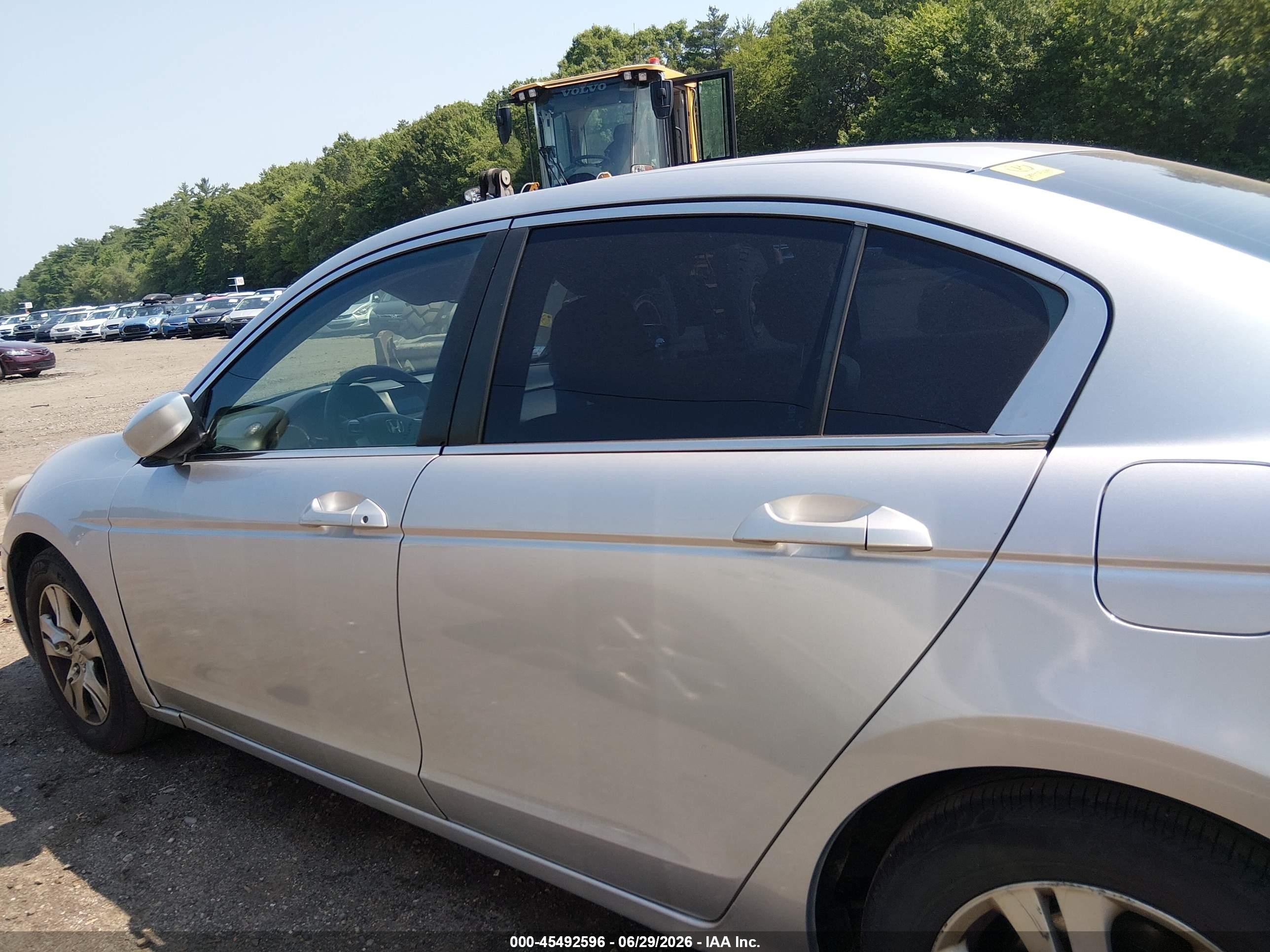 2010 Honda Accord 2.4 Lx-p Silver vin: 1HGCP2F4XAA143162