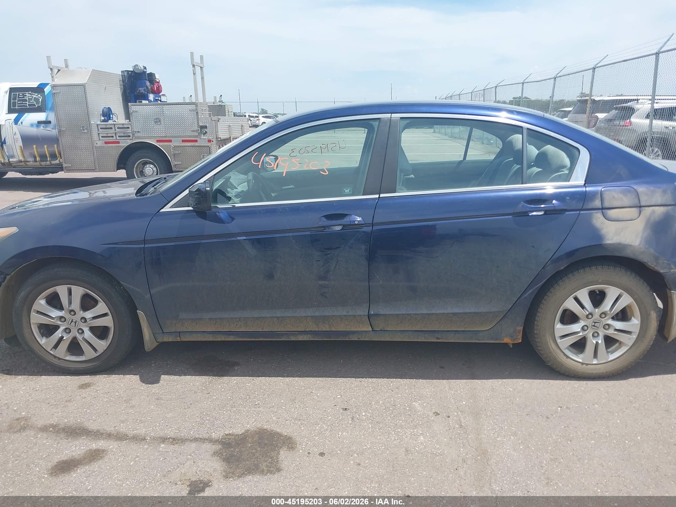 2010 Honda Accord 2.4 Lx-p Blue vin: 1HGCP2F4XAA156476