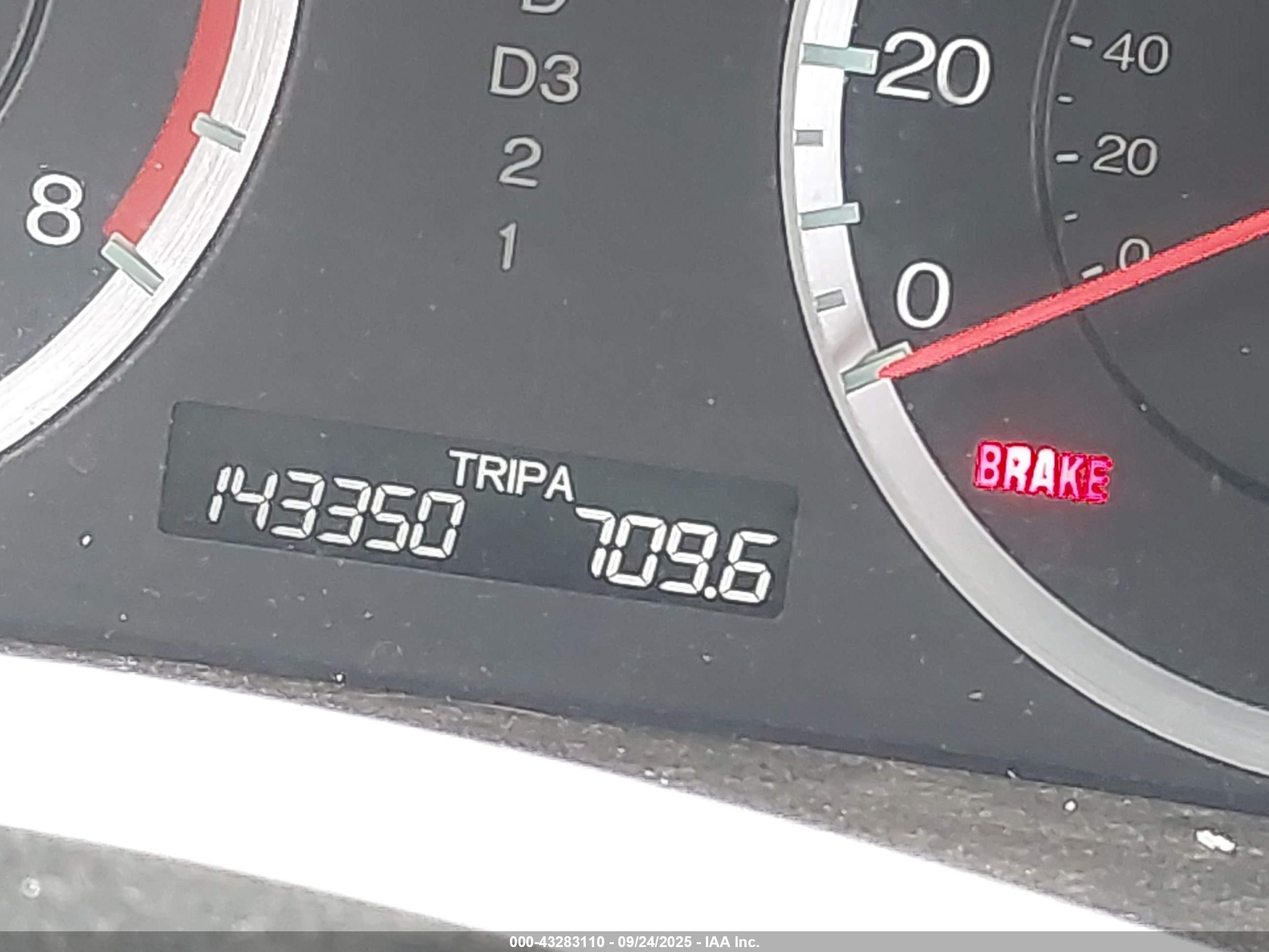 2010 Honda Accord 2.4 Lx-p Burgundy vin: 1HGCP2F4XAA160396