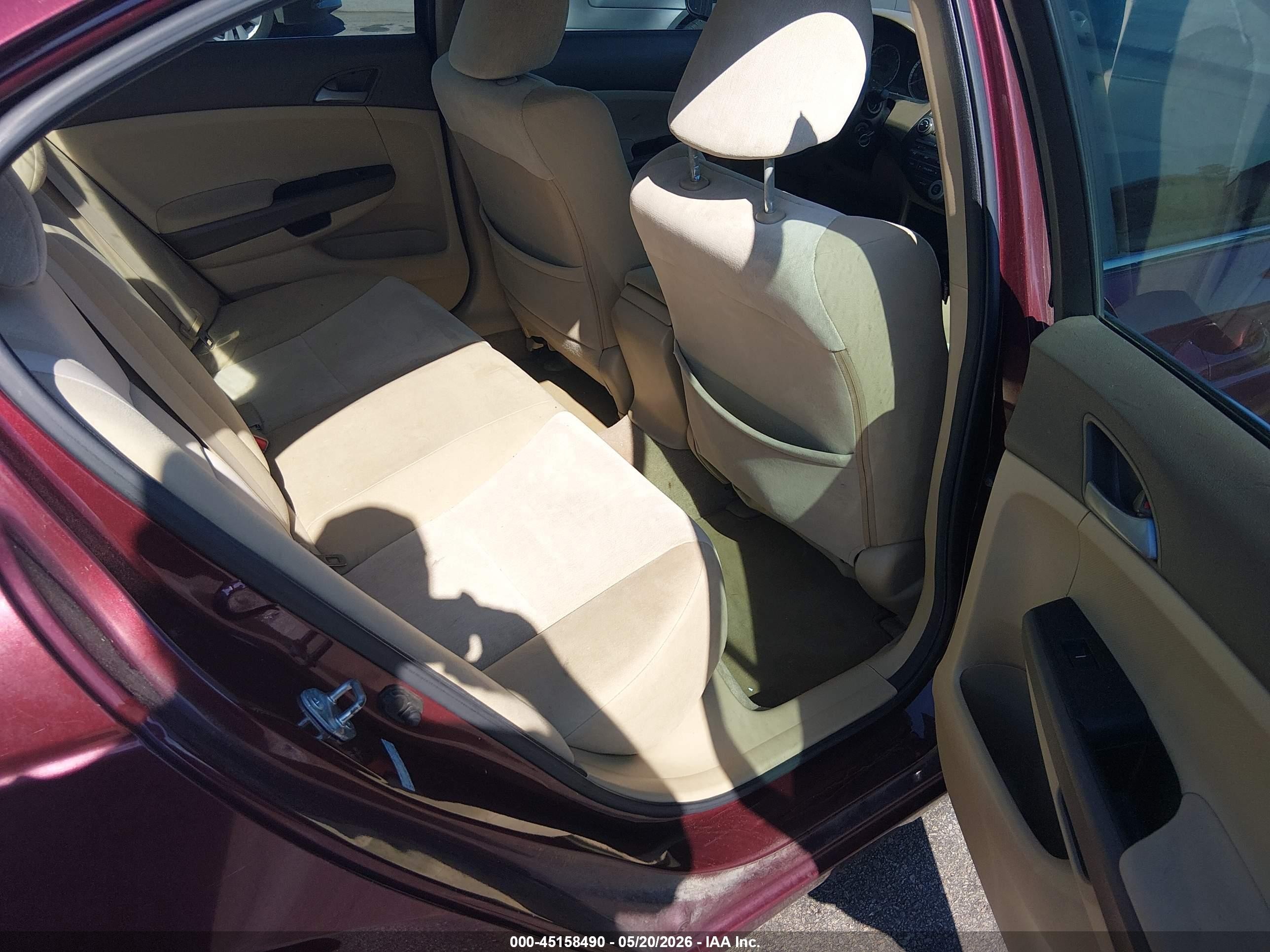 2010 Honda Accord 2.4 Lx-p Red vin: 1HGCP2F4XAA178879