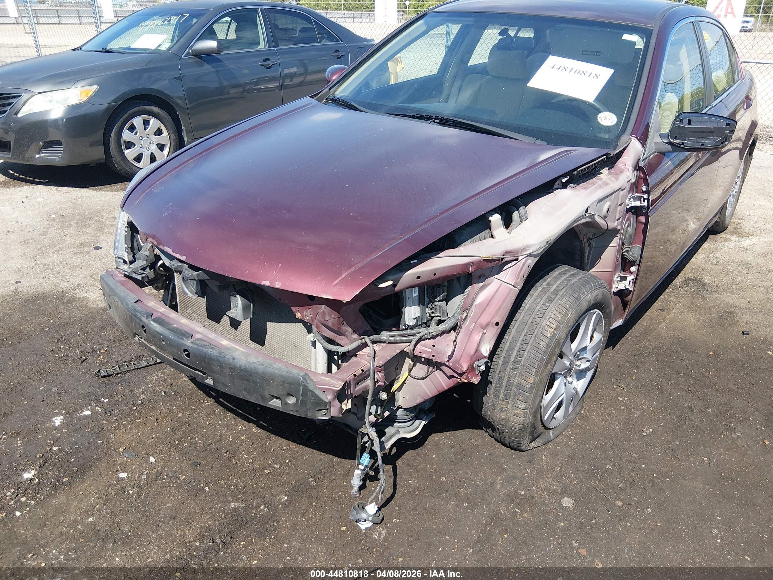 2011 Honda Accord 2.4 Lx-p Burgundy vin: 1HGCP2F4XBA042060