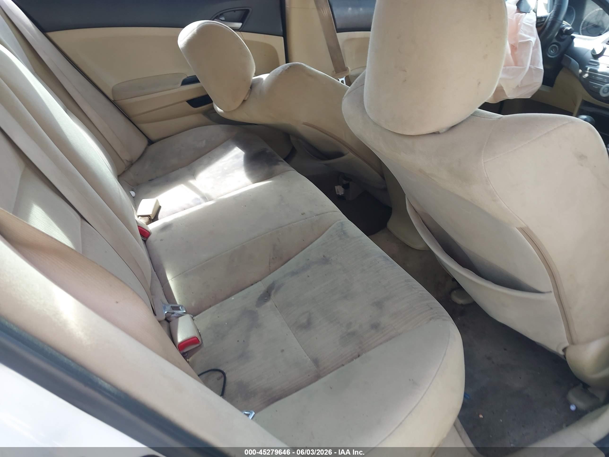 2011 Honda Accord 2.4 Lx-p White vin: 1HGCP2F4XBA092649