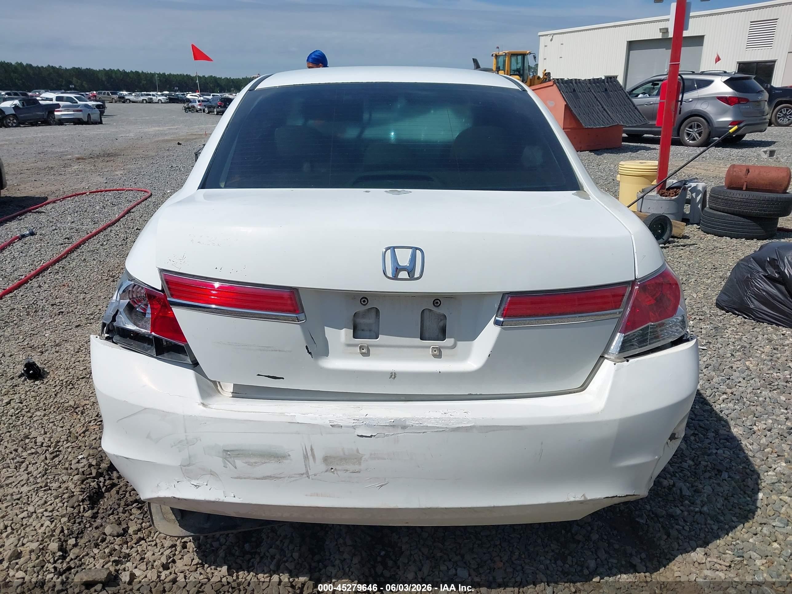 2011 Honda Accord 2.4 Lx-p White vin: 1HGCP2F4XBA092649