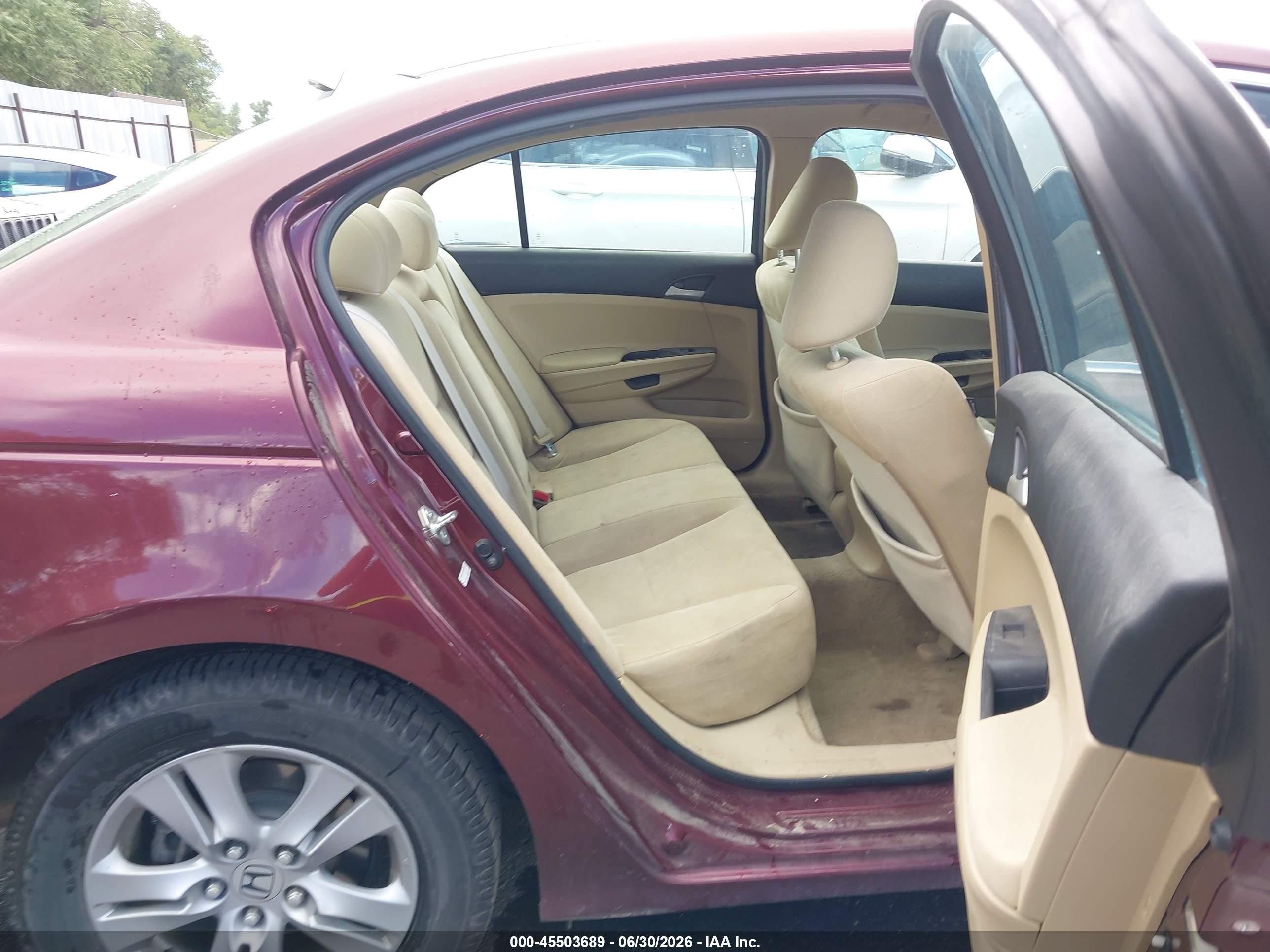 2011 Honda Accord 2.4 Lx-p Темно-бордовый vin: 1HGCP2F4XBA143079
