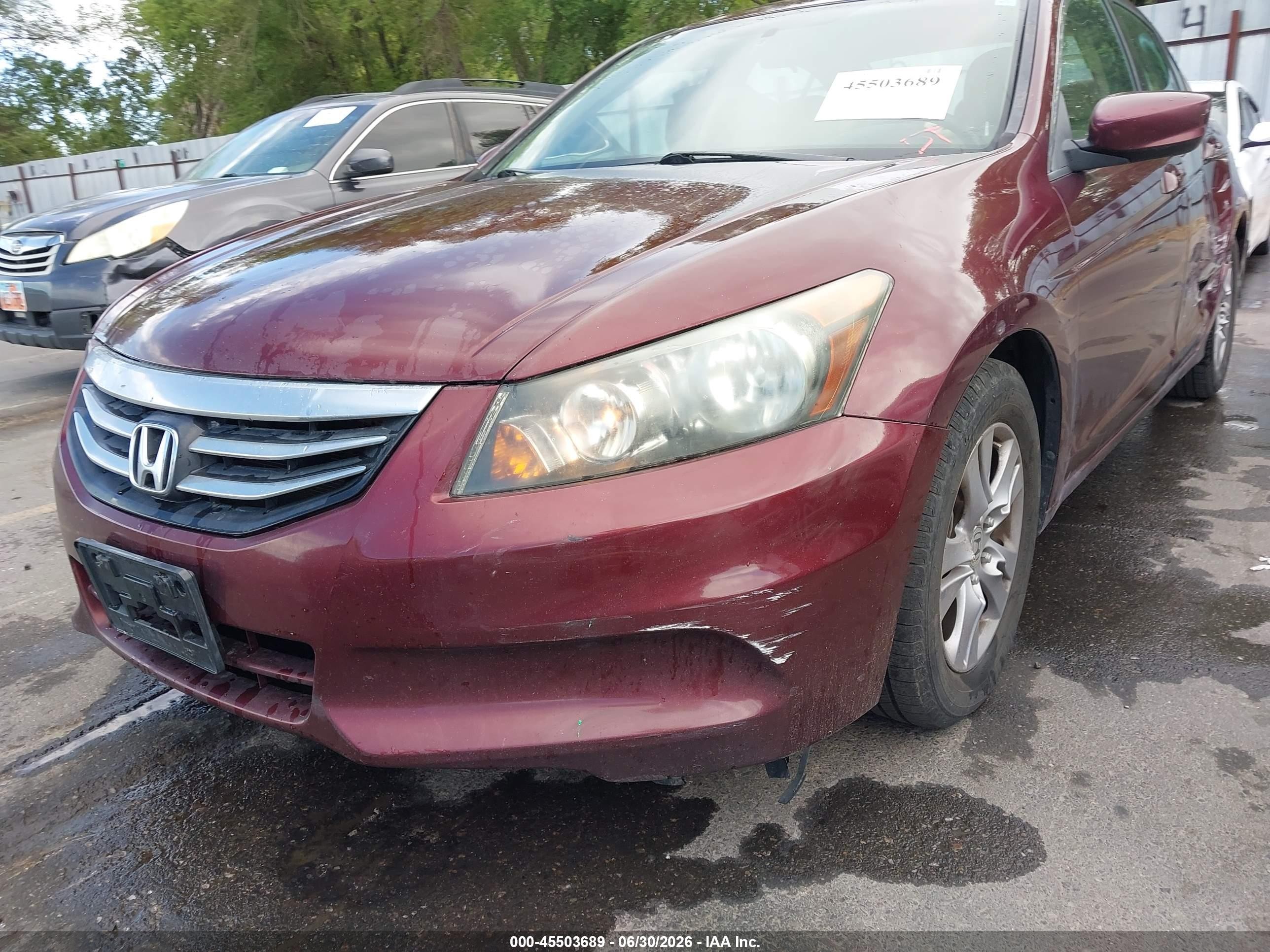 2011 Honda Accord 2.4 Lx-p Темно-бордовый vin: 1HGCP2F4XBA143079