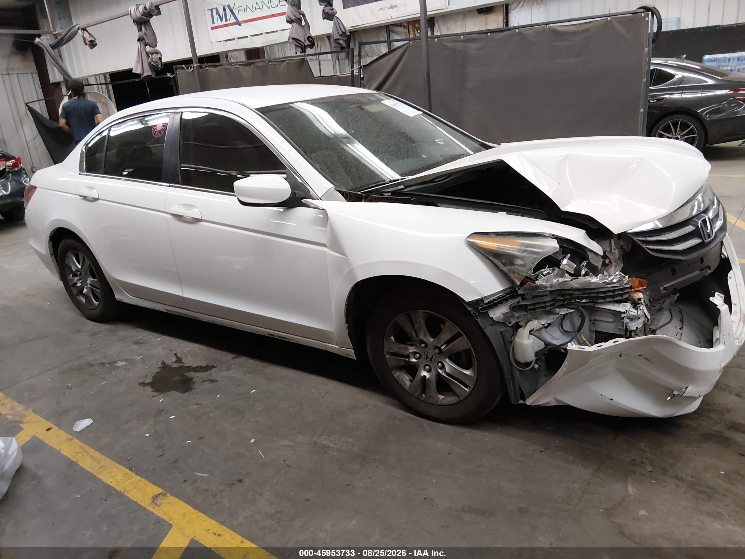 2012 Honda Accord 2.4 Lx-p White vin: 1HGCP2F4XCA017063
