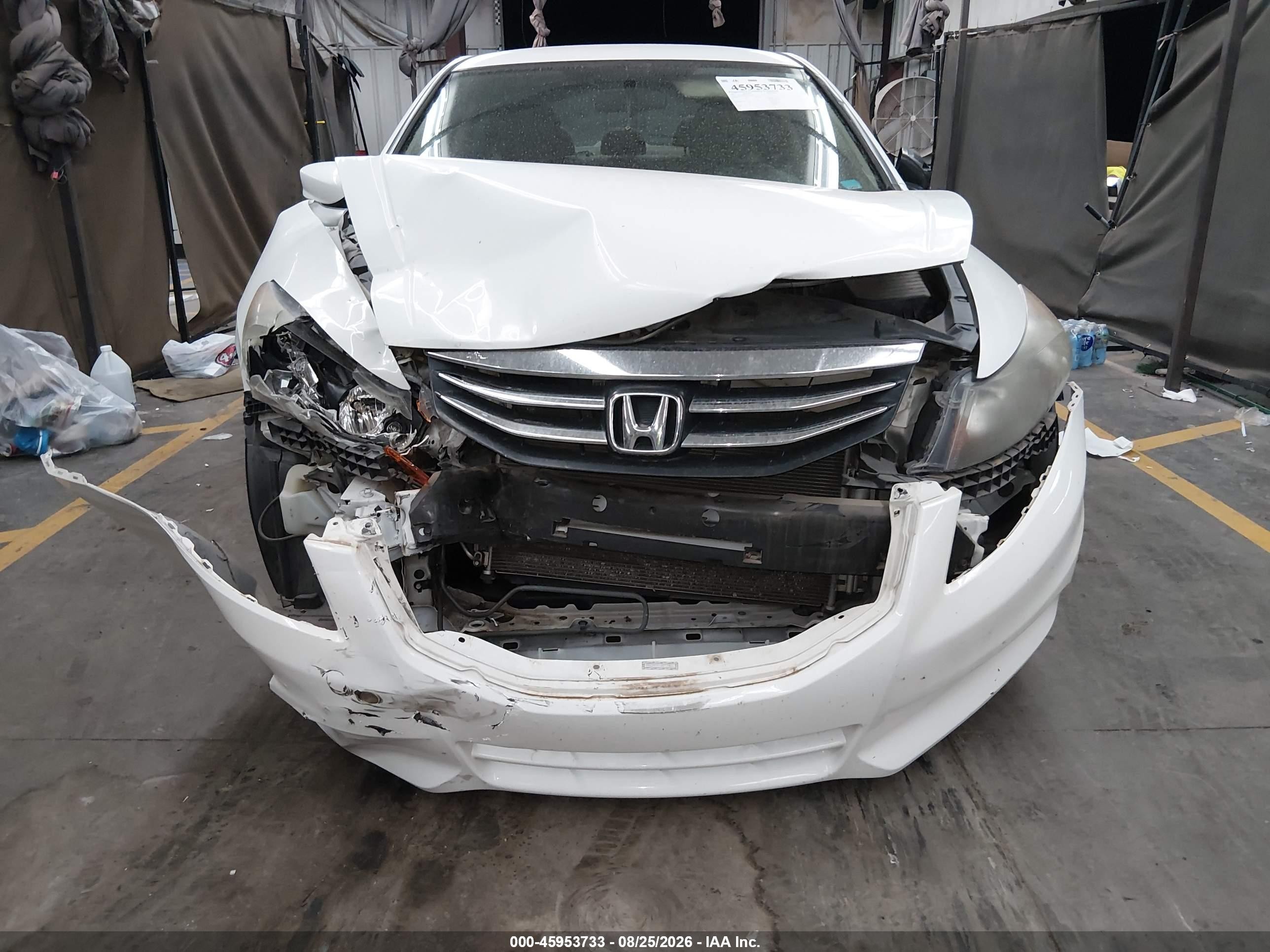 2012 Honda Accord 2.4 Lx-p White vin: 1HGCP2F4XCA017063