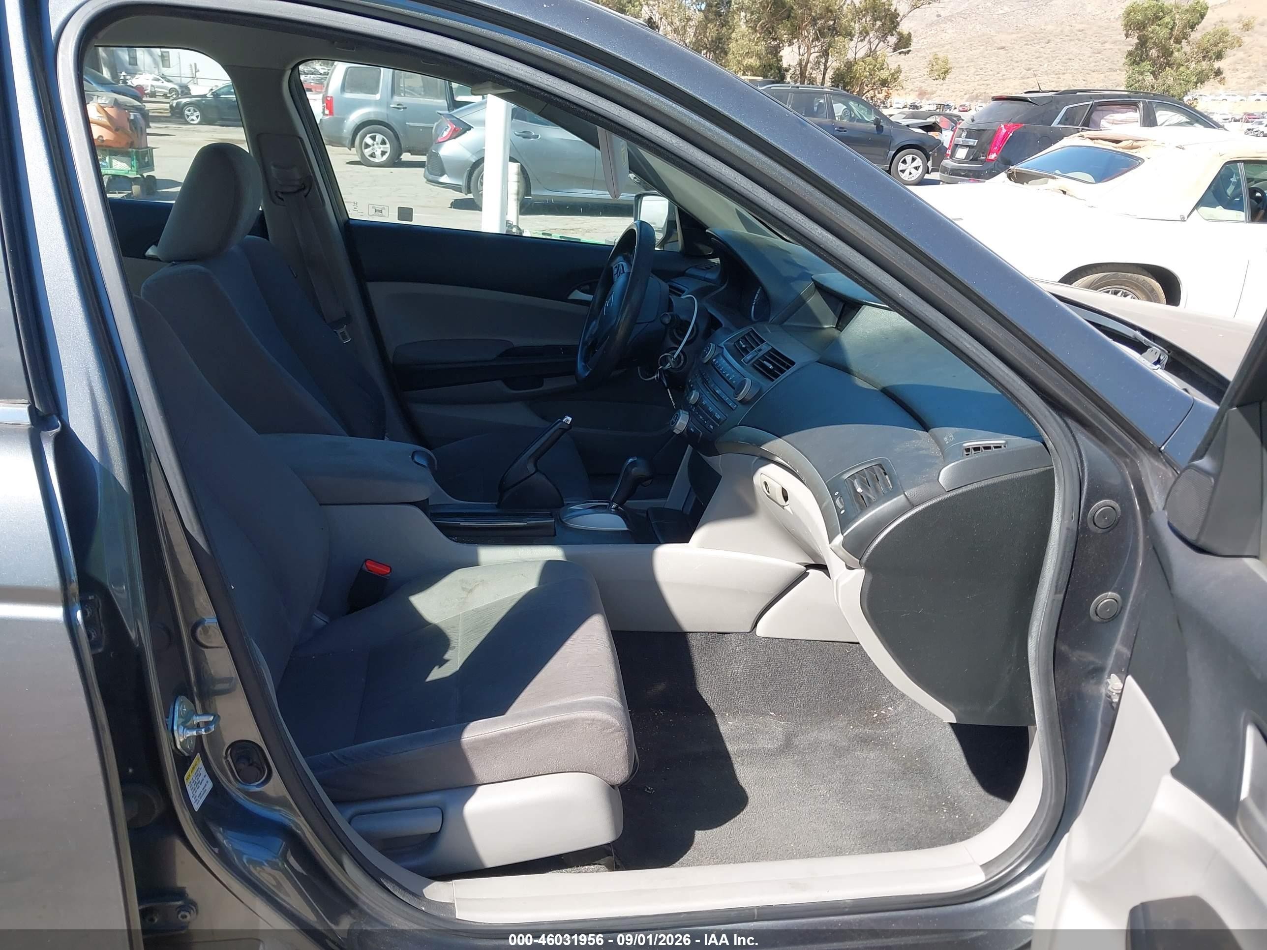 2012 Honda Accord 2.4 Lx-p Gray vin: 1HGCP2F4XCA184359