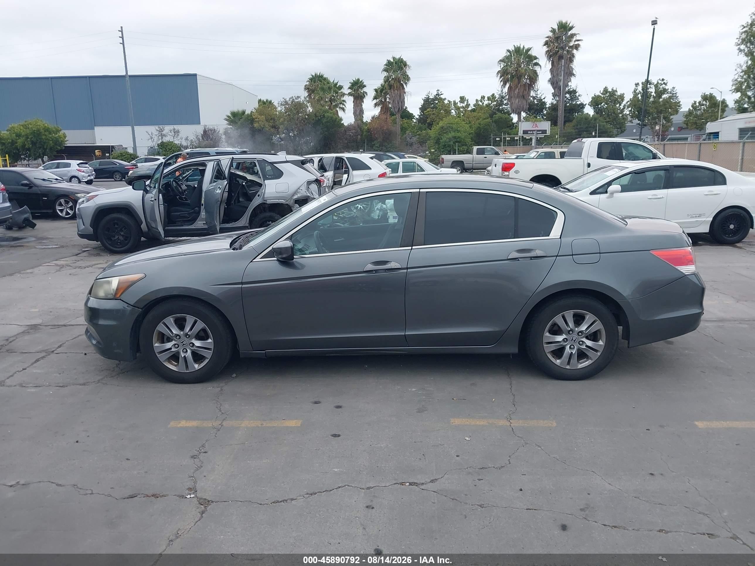2012 Honda Accord 2.4 Lx-p Серый vin: 1HGCP2F4XCA199041