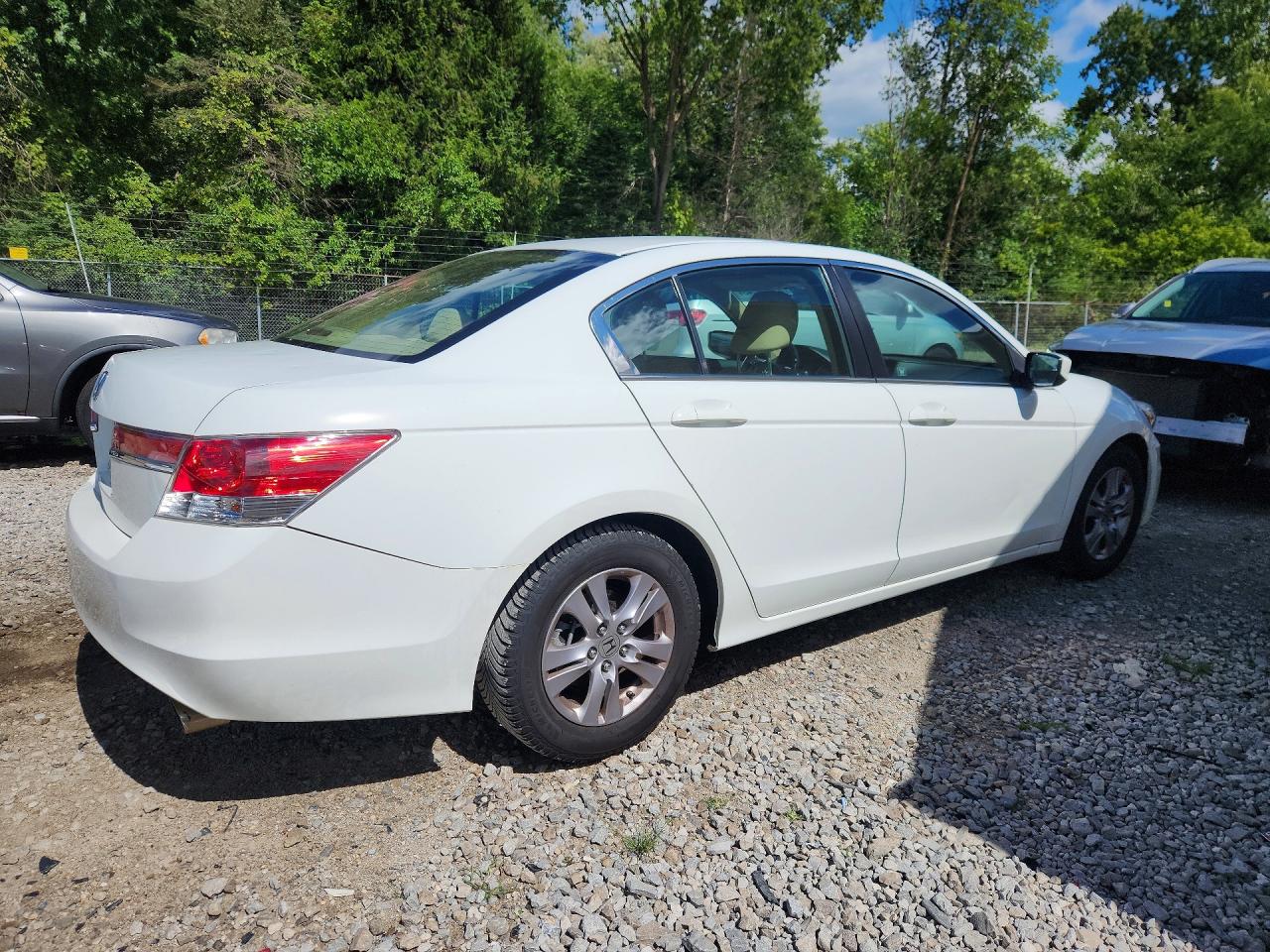 2012 Honda Accord Lxp White vin: 1HGCP2F4XCA235567