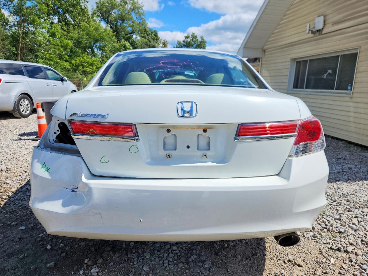 2012 Honda Accord Lxp White vin: 1HGCP2F4XCA235567