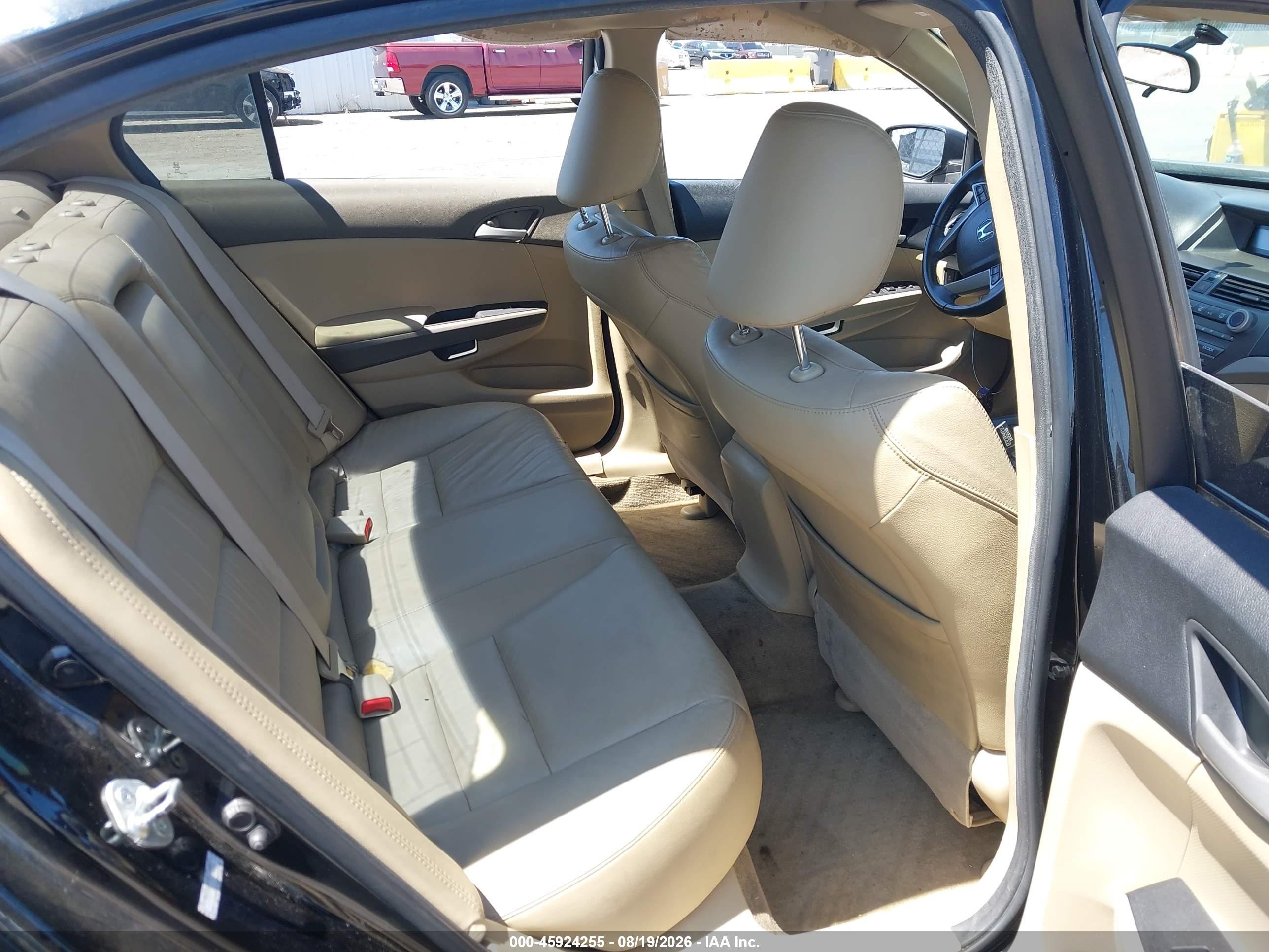 2011 Honda Accord 2.4 Se Черный vin: 1HGCP2F60BA154786