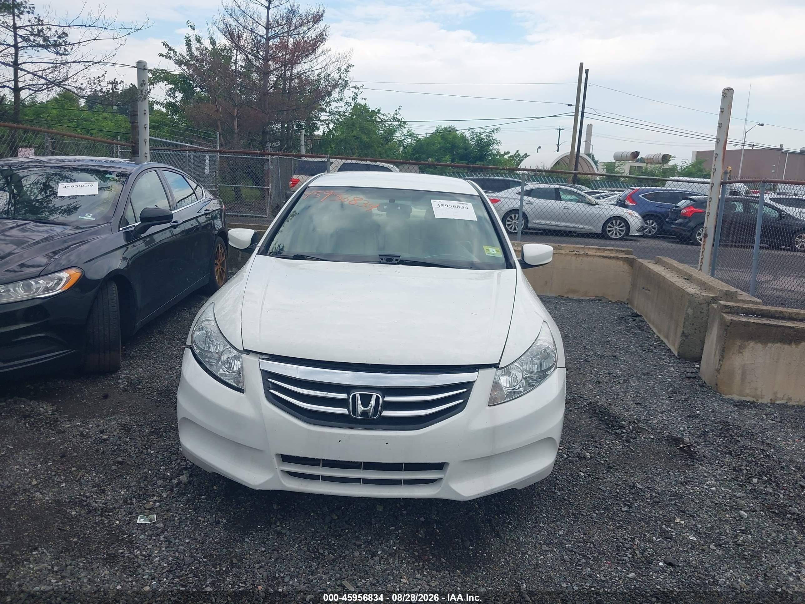 2012 Honda Accord 2.4 Se Белый vin: 1HGCP2F60CA031698