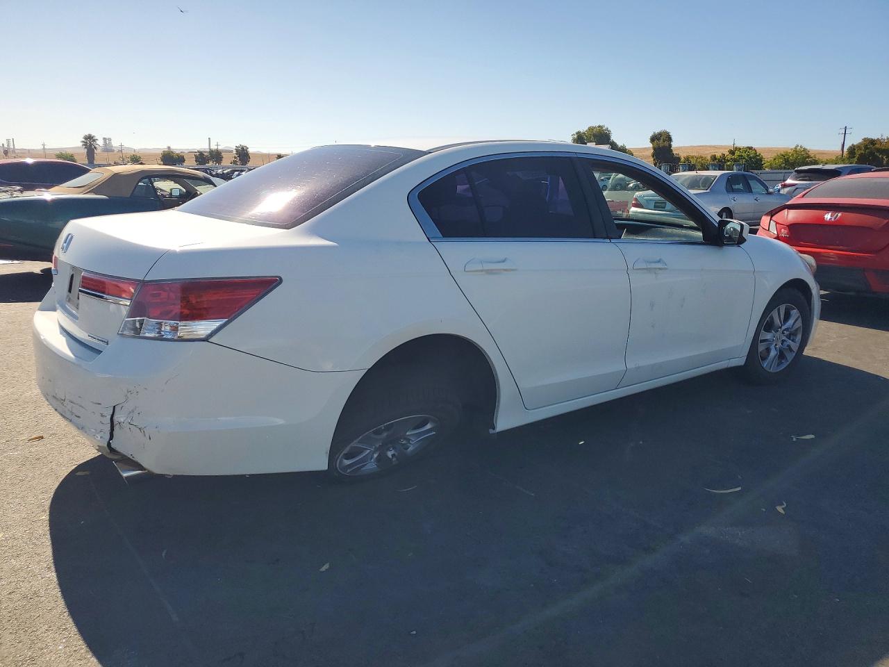 2012 Honda Accord White vin: 1HGCP2F60CA102821