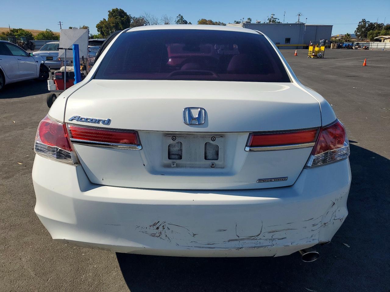 2012 Honda Accord White vin: 1HGCP2F60CA102821