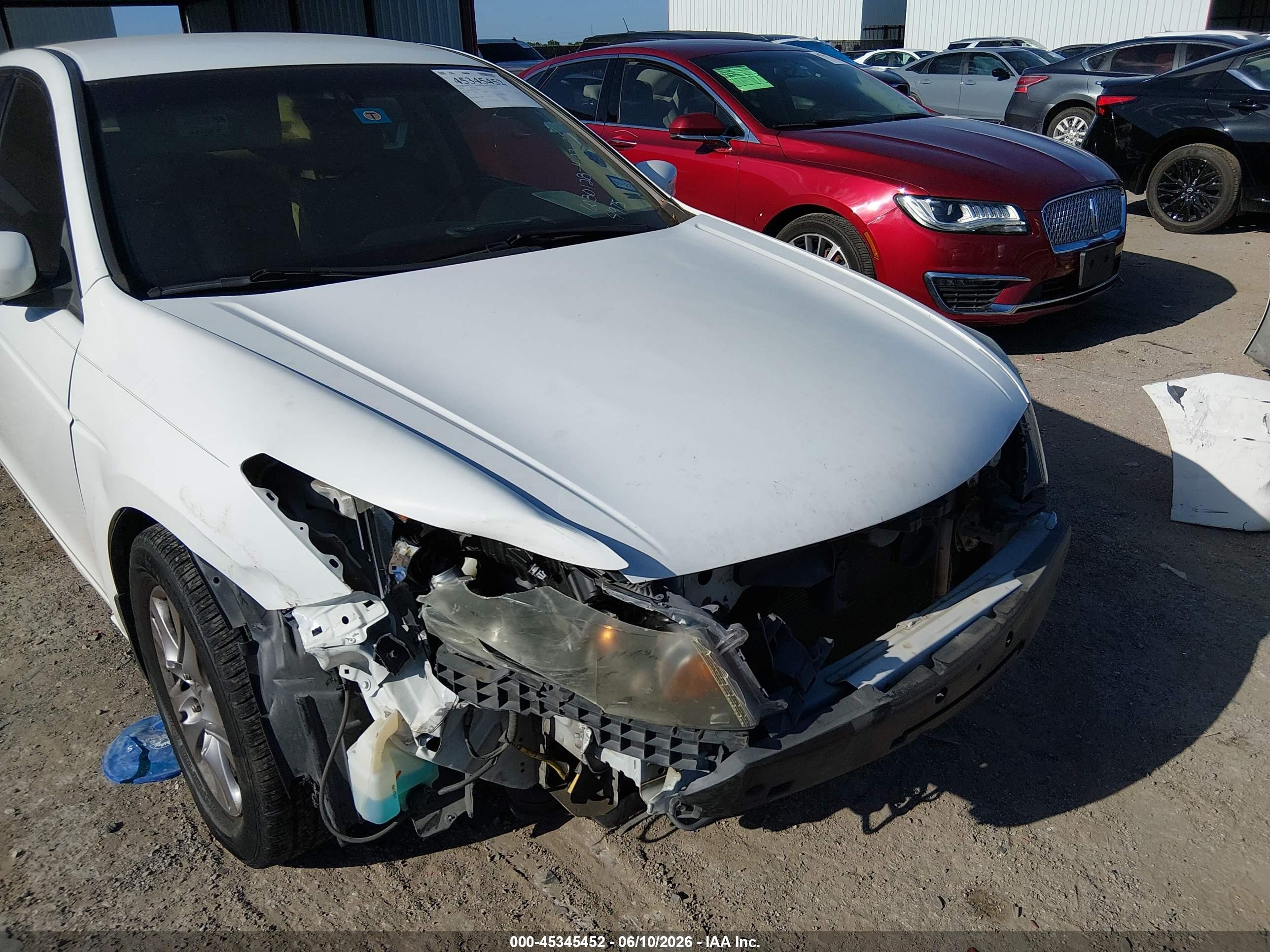 2012 Honda Accord 2.4 Se White vin: 1HGCP2F61CA084975