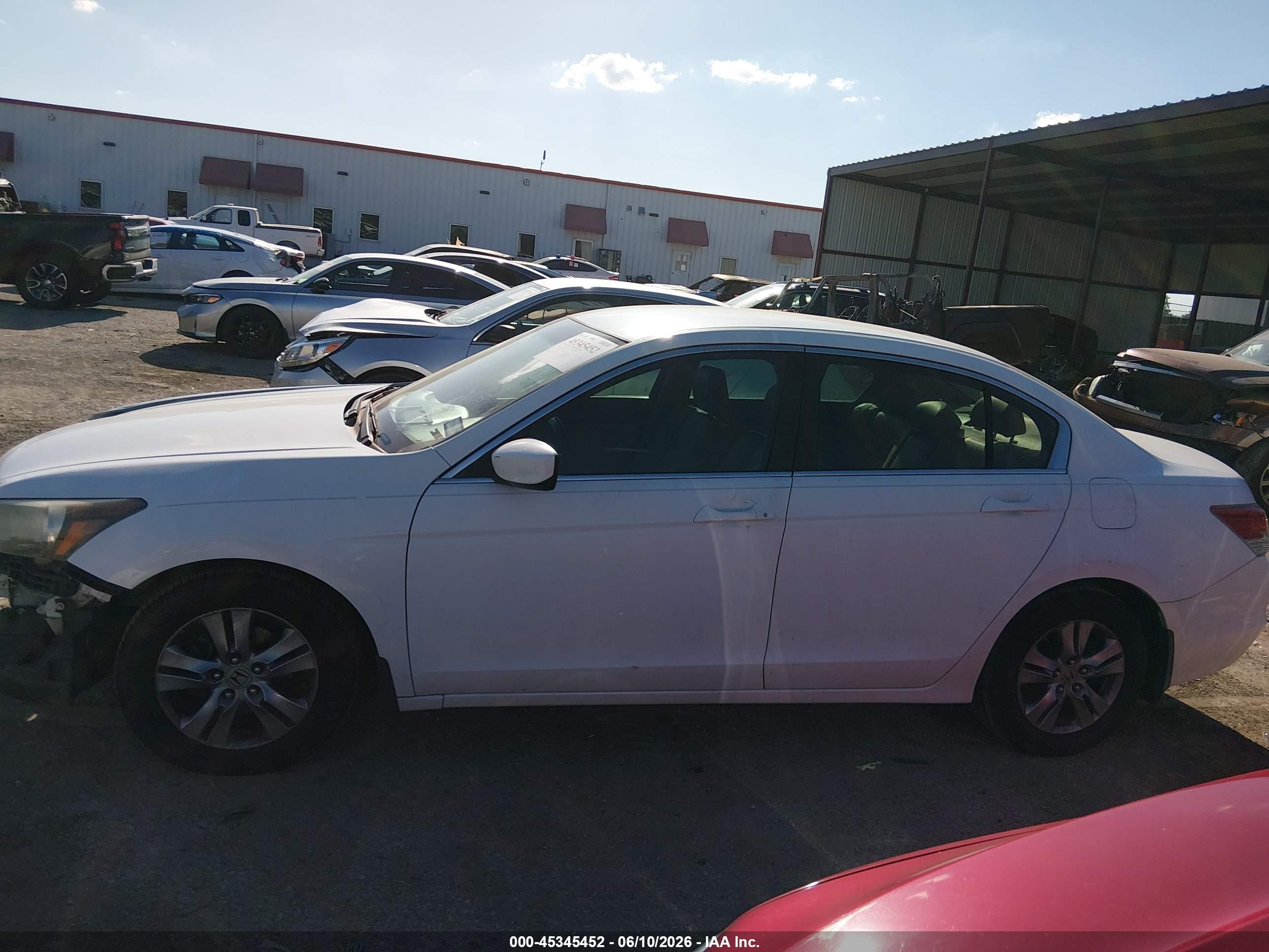 2012 Honda Accord 2.4 Se White vin: 1HGCP2F61CA084975