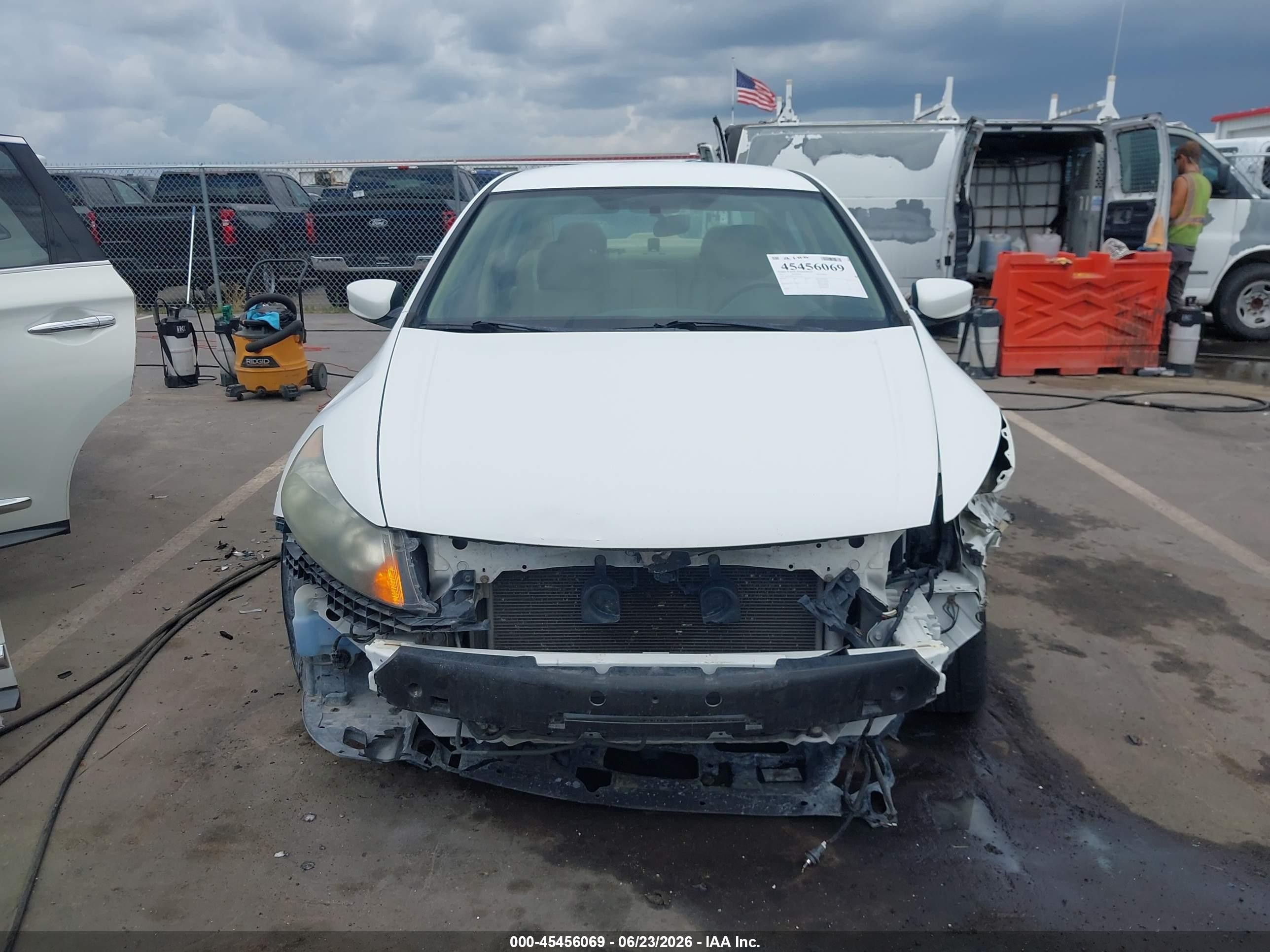 2012 Honda Accord 2.4 Se White vin: 1HGCP2F61CA194571