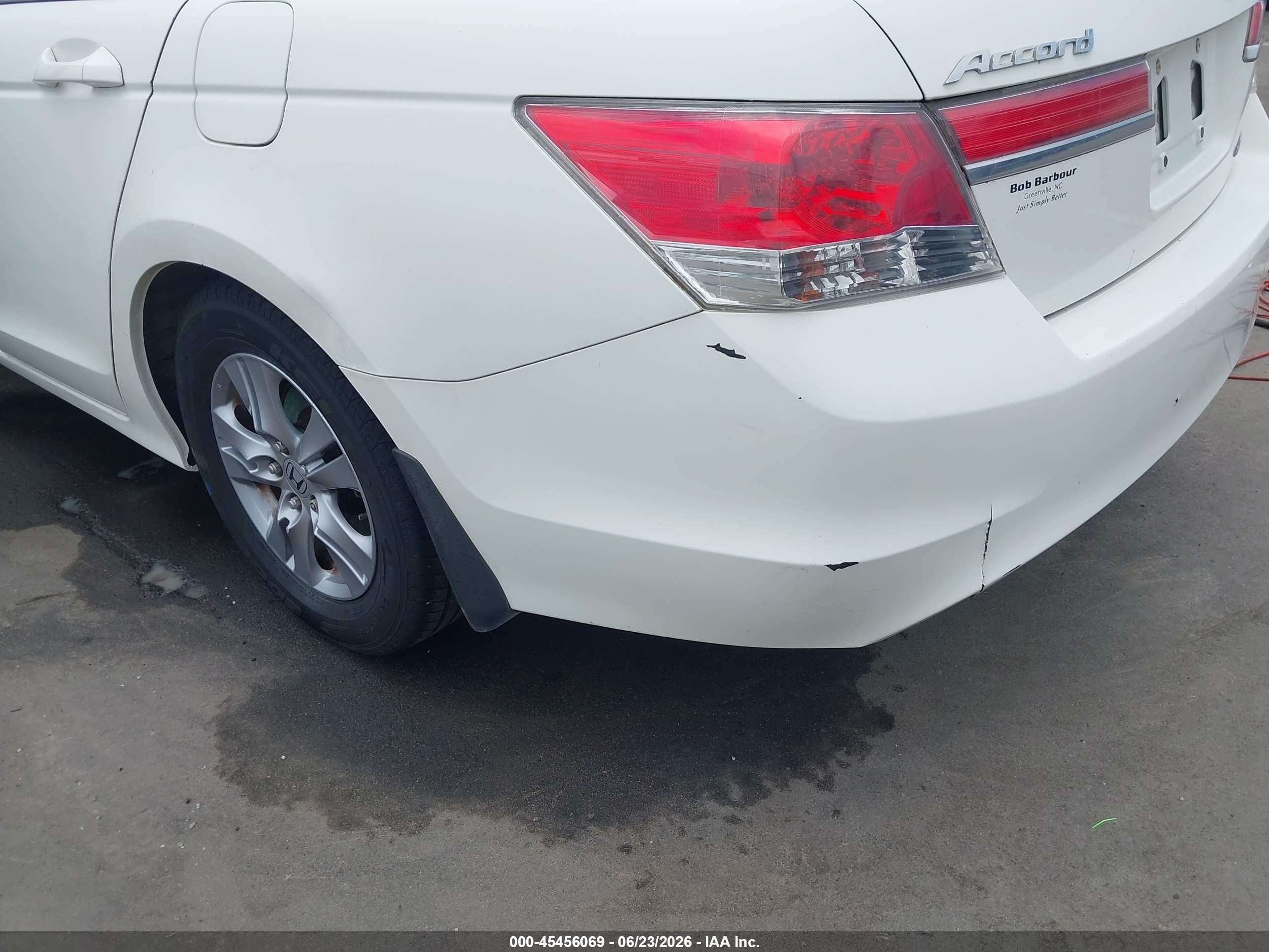 2012 Honda Accord 2.4 Se White vin: 1HGCP2F61CA194571