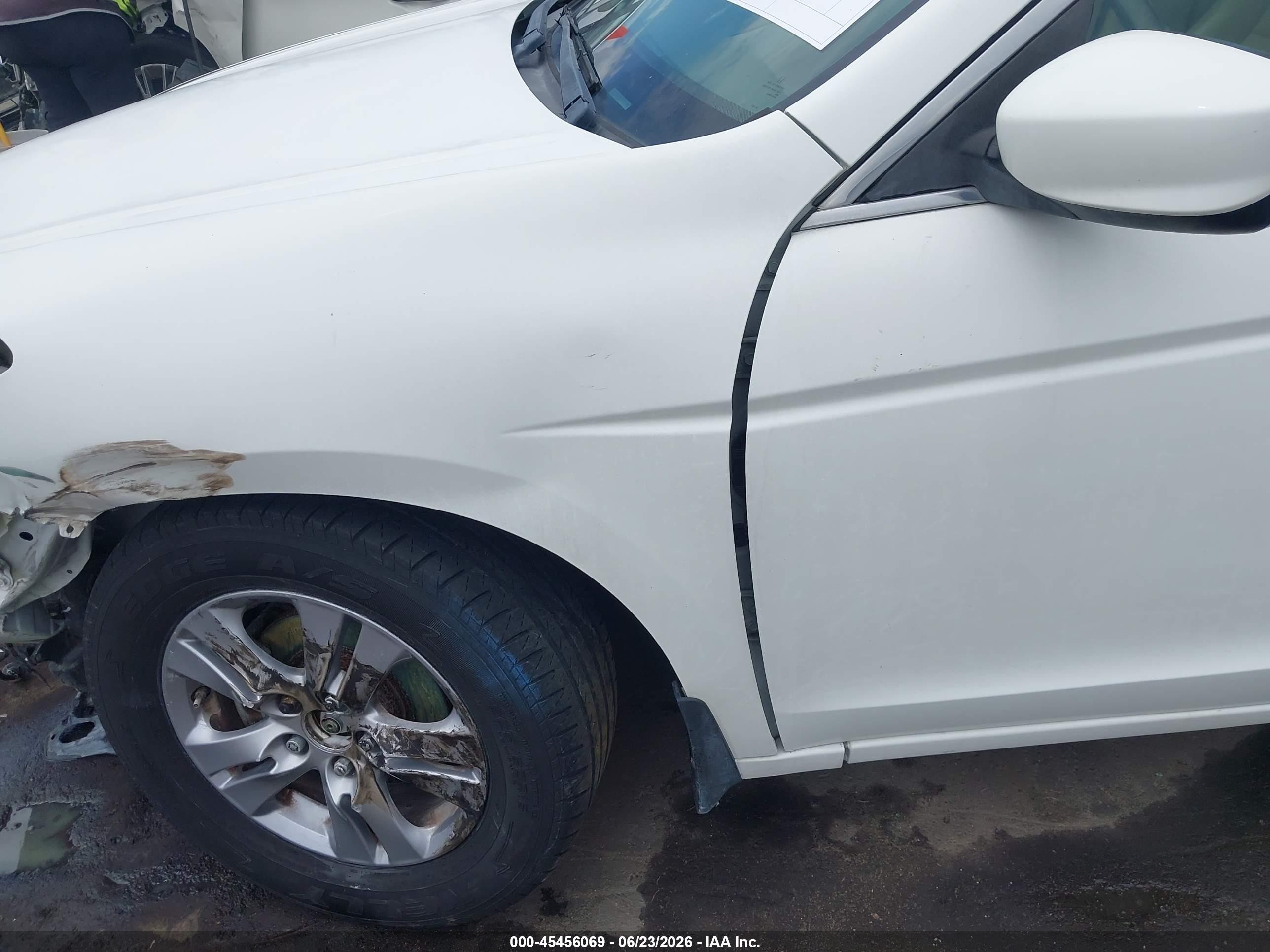 2012 Honda Accord 2.4 Se White vin: 1HGCP2F61CA194571