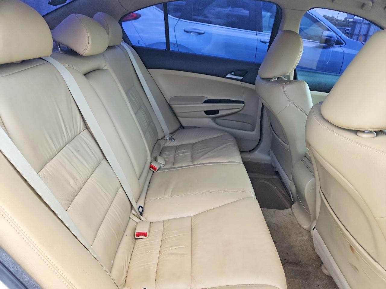 2012 Honda Accord Se White vin: 1HGCP2F61CA231764