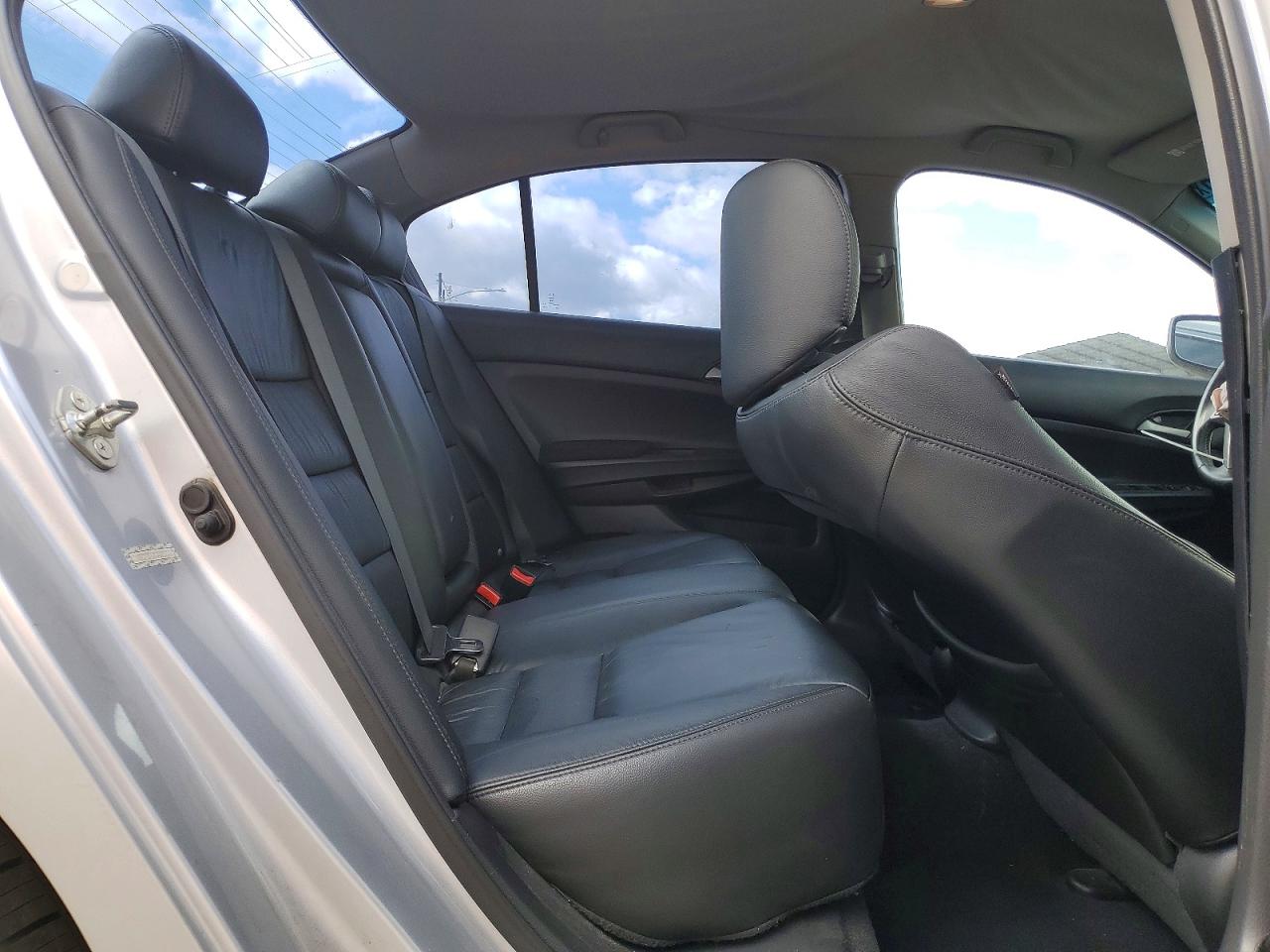 2012 Honda Accord Se Silver vin: 1HGCP2F62CA025353