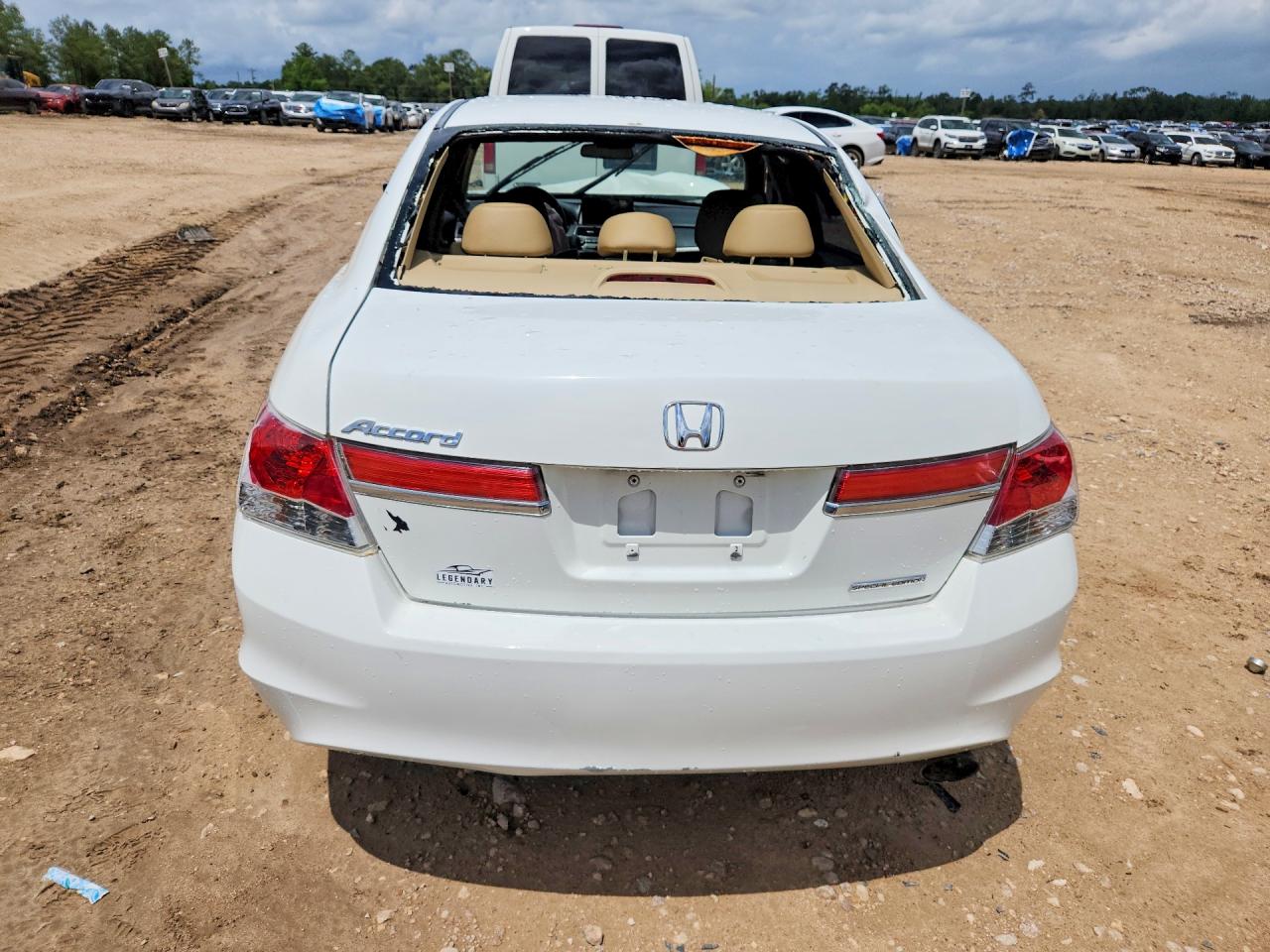 2012 Honda Accord Se White vin: 1HGCP2F62CA099825