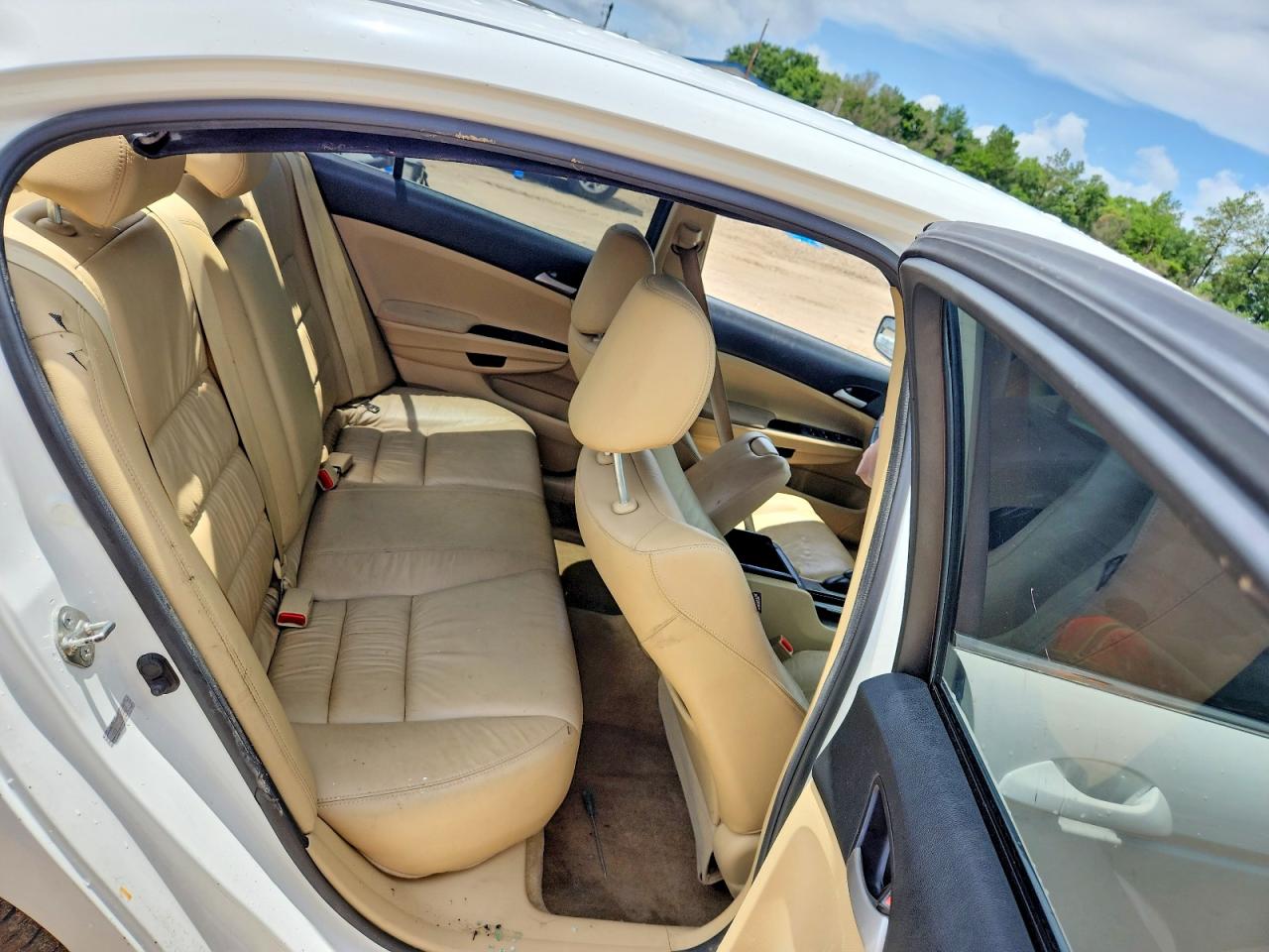 2012 Honda Accord Se White vin: 1HGCP2F62CA099825