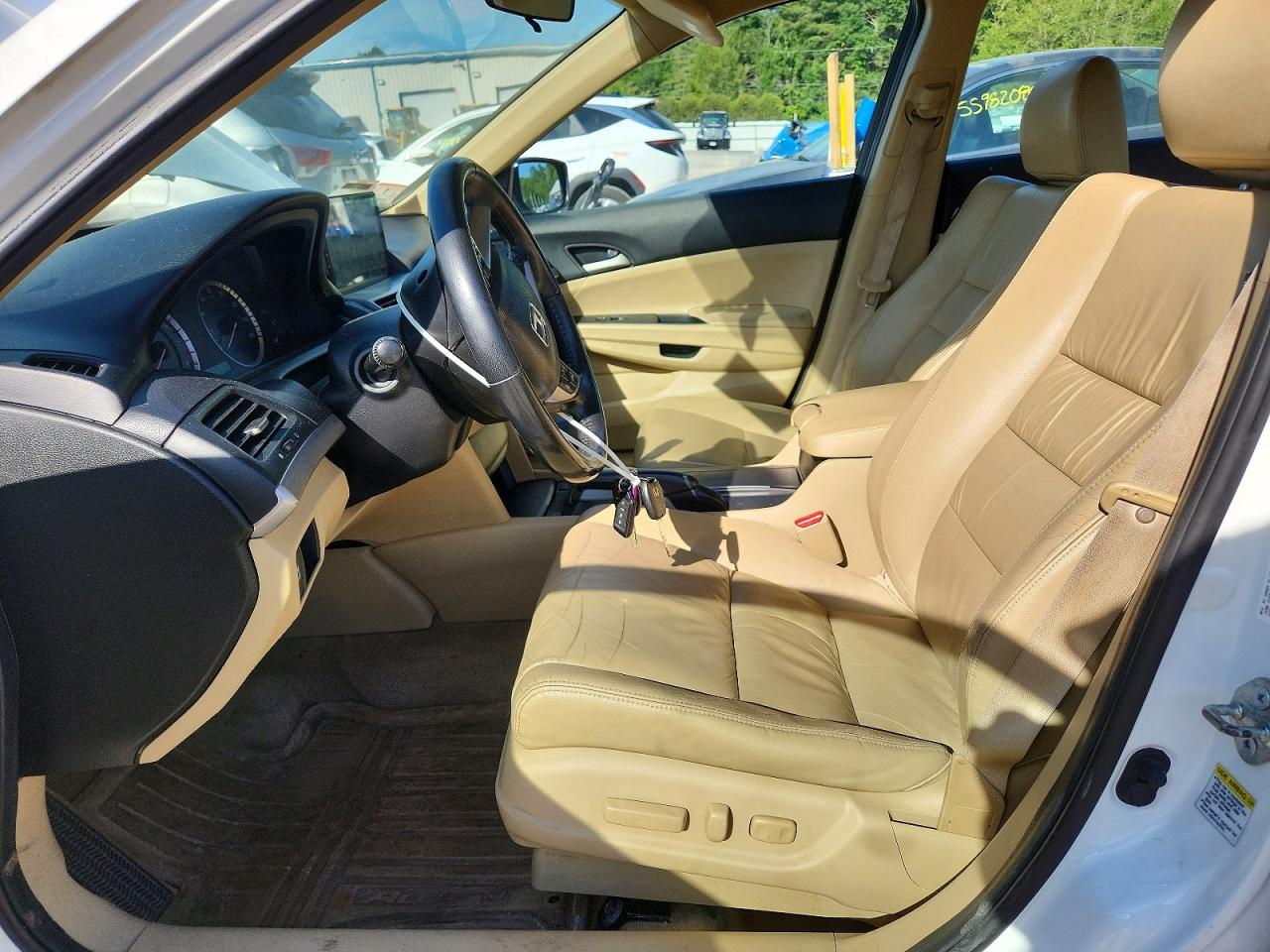 2011 Honda Accord Se White vin: 1HGCP2F63BA082126