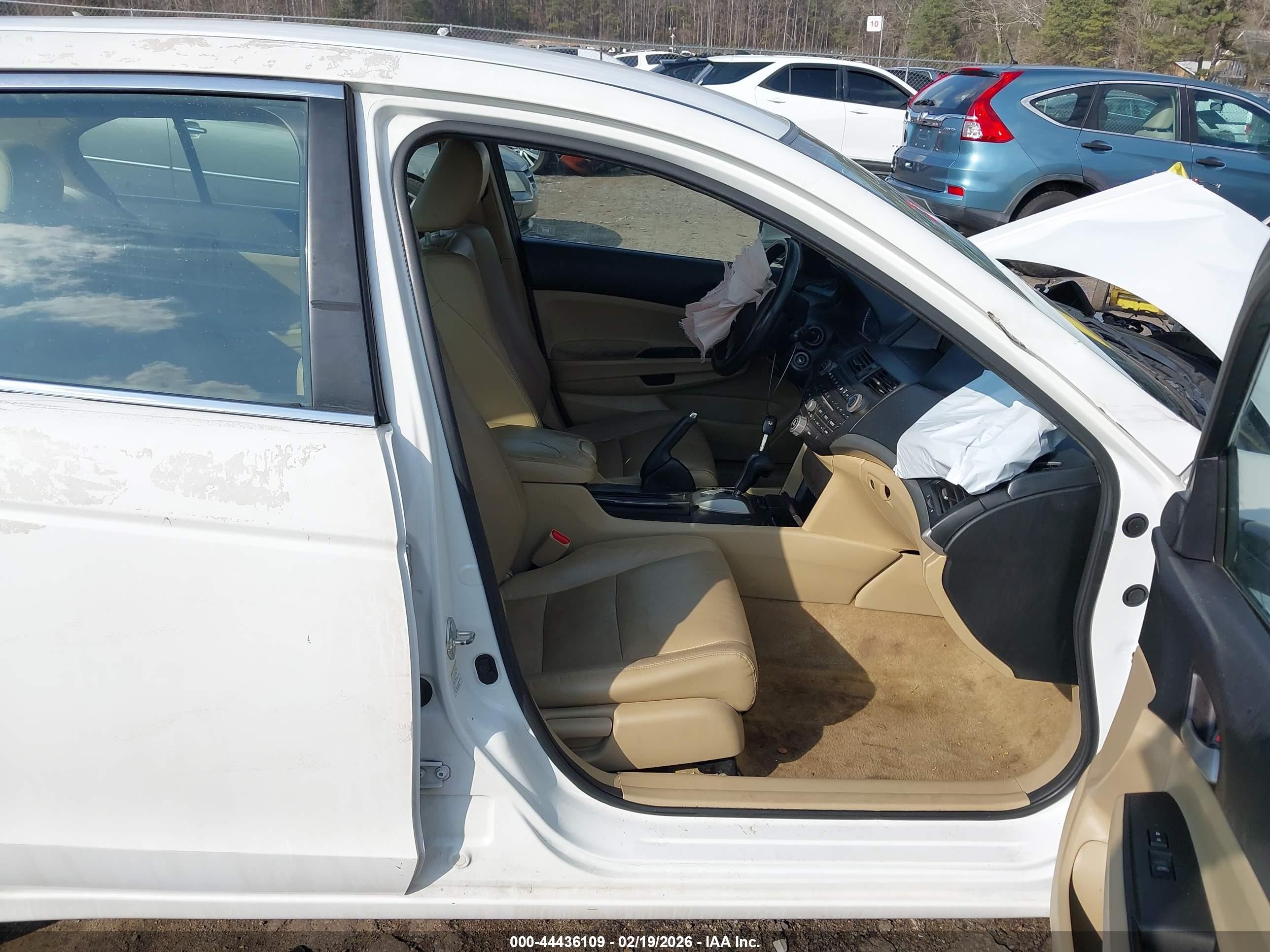 2012 Honda Accord 2.4 Se White vin: 1HGCP2F63CA013826