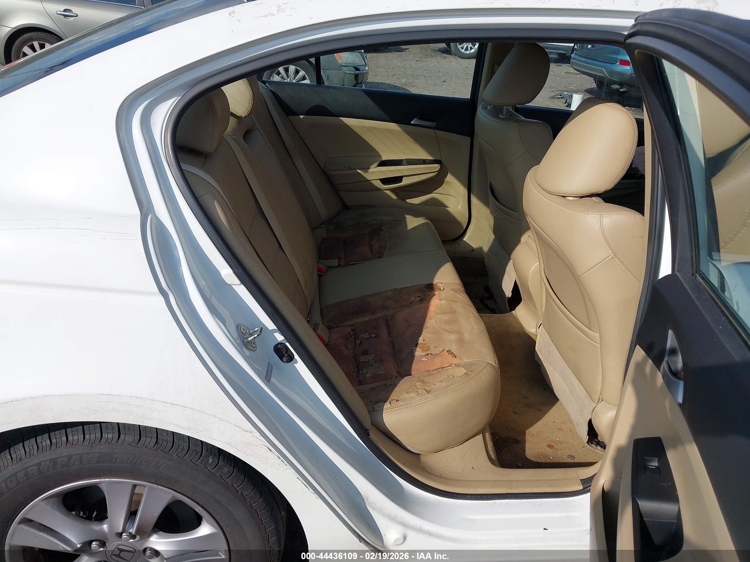 2012 Honda Accord 2.4 Se White vin: 1HGCP2F63CA013826