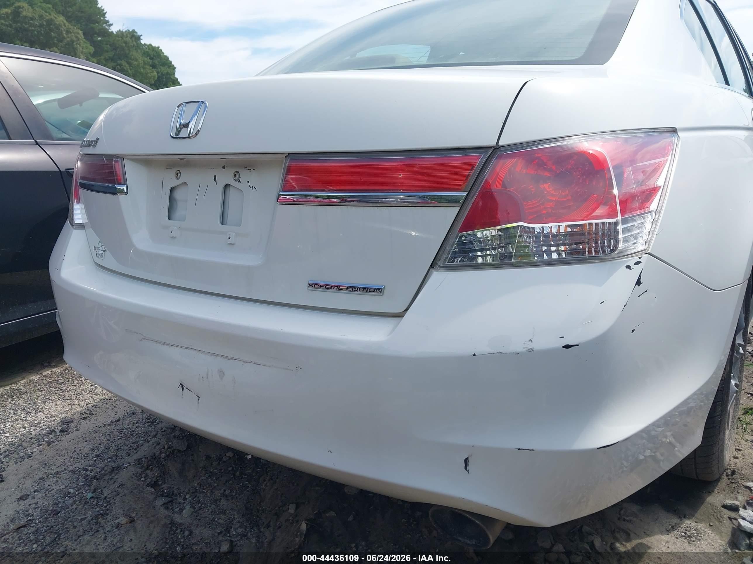2012 Honda Accord 2.4 Se White vin: 1HGCP2F63CA013826