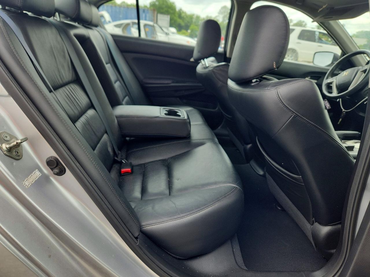 2012 Honda Accord Se Silver vin: 1HGCP2F63CA038385