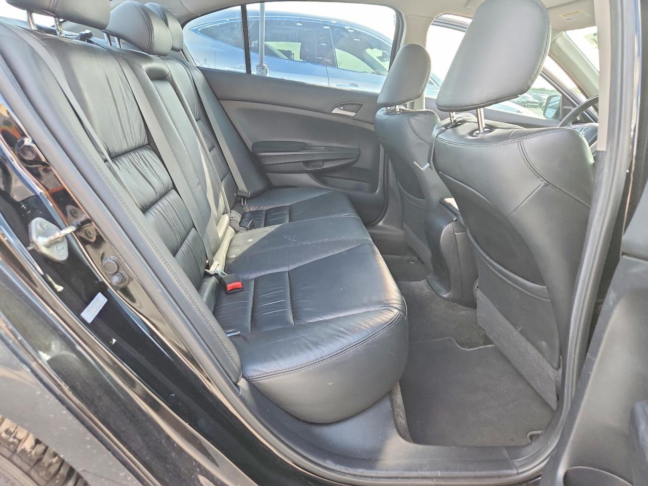 2012 Honda Accord Se Black vin: 1HGCP2F63CA138552