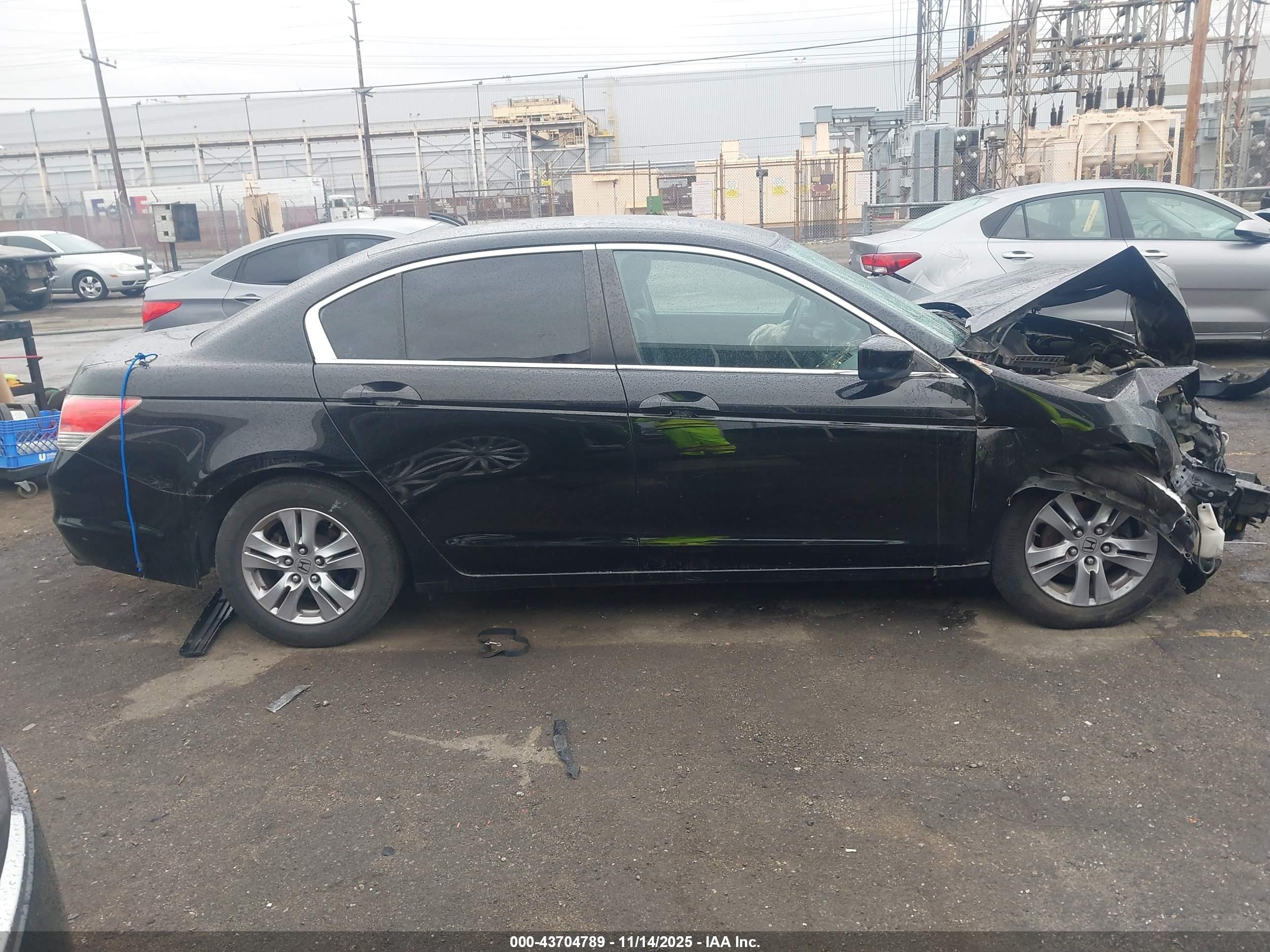 2012 Honda Accord 2.4 Se Черный vin: 1HGCP2F63CA176475