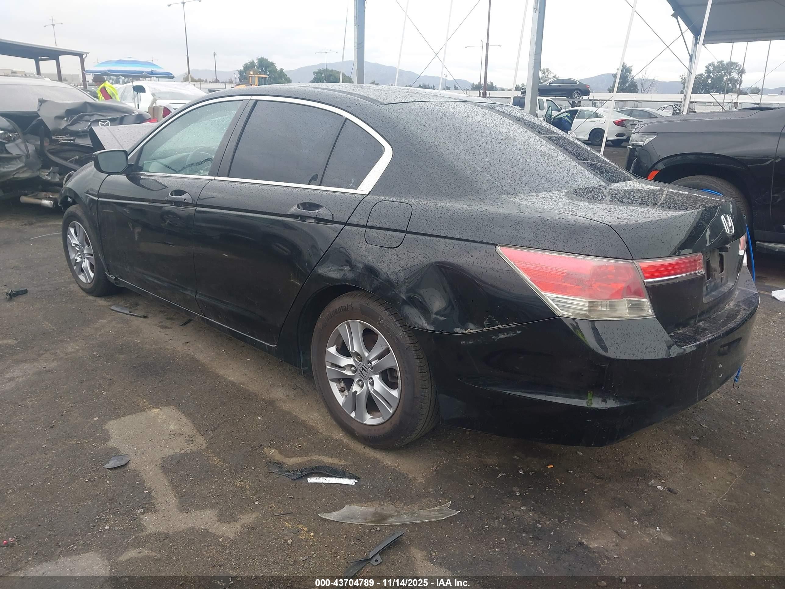 2012 Honda Accord 2.4 Se Черный vin: 1HGCP2F63CA176475
