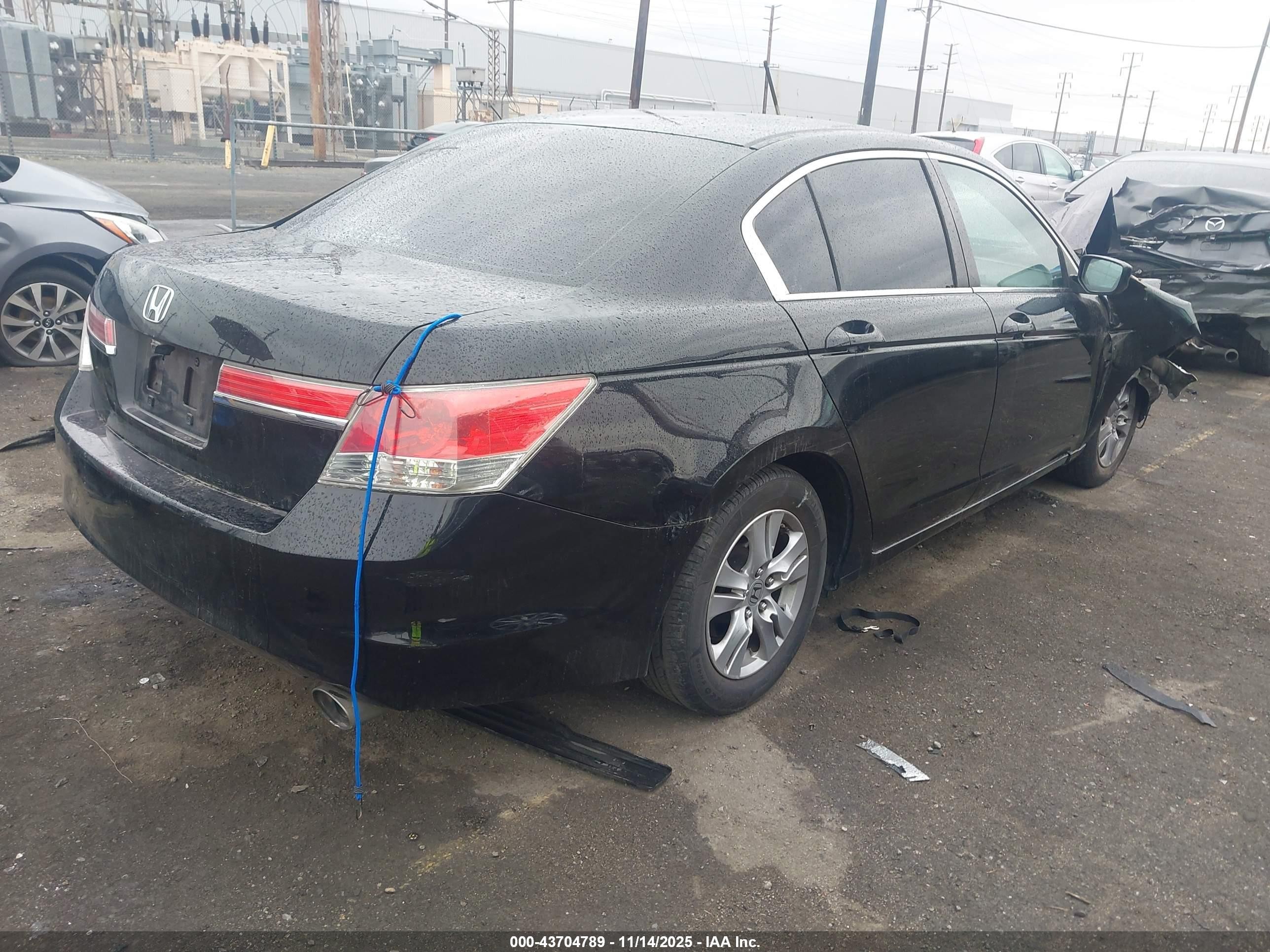 2012 Honda Accord 2.4 Se Черный vin: 1HGCP2F63CA176475