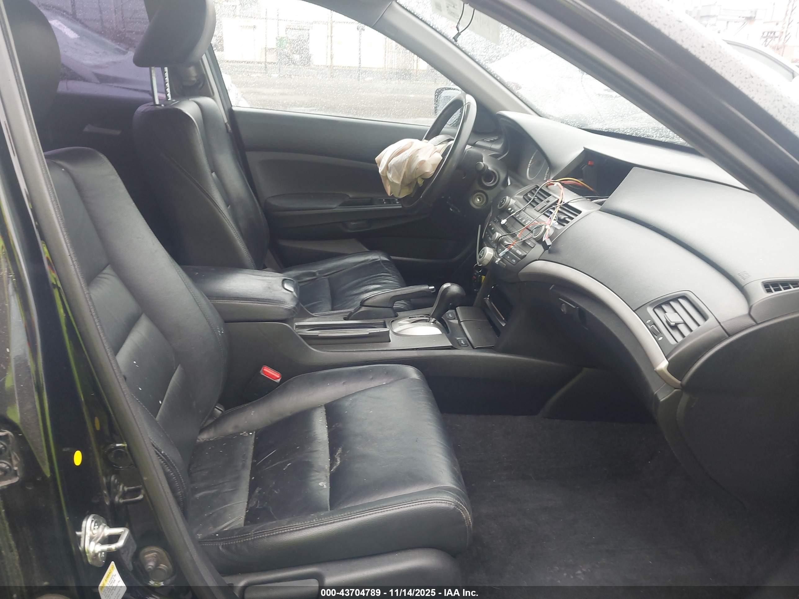 2012 Honda Accord 2.4 Se Черный vin: 1HGCP2F63CA176475