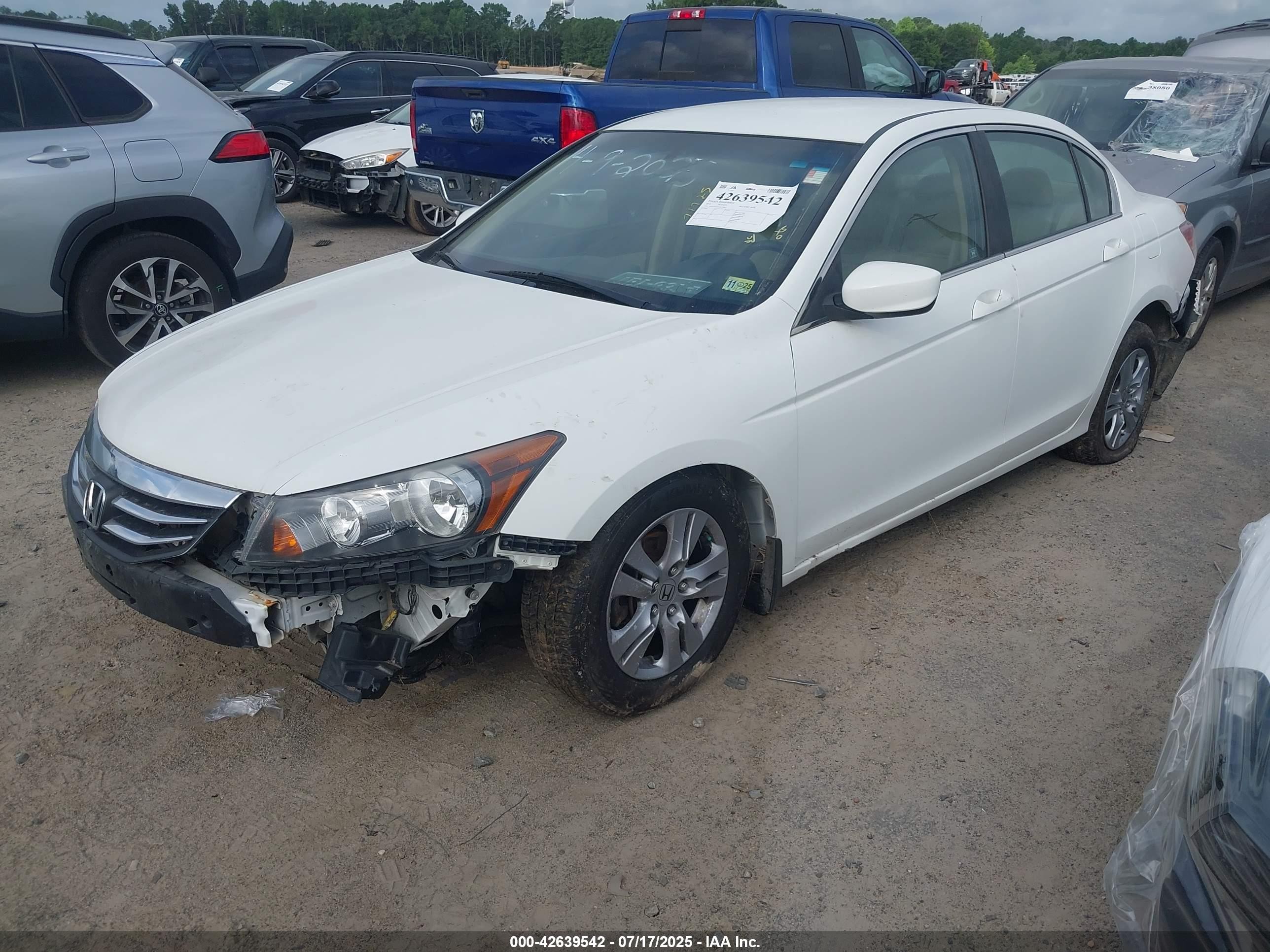 2012 Honda Accord 2.4 Se White vin: 1HGCP2F63CA177805