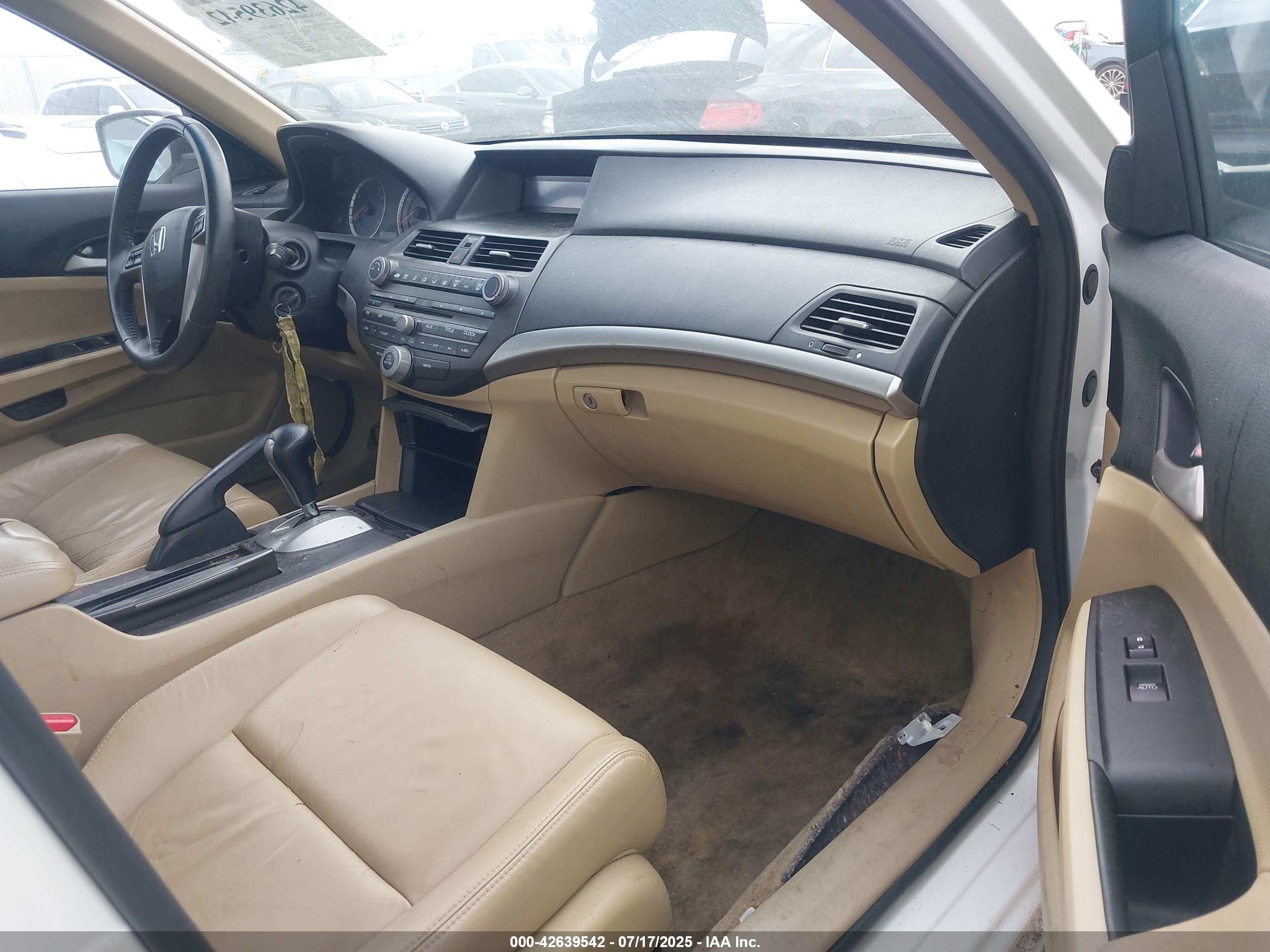 2012 Honda Accord 2.4 Se White vin: 1HGCP2F63CA177805