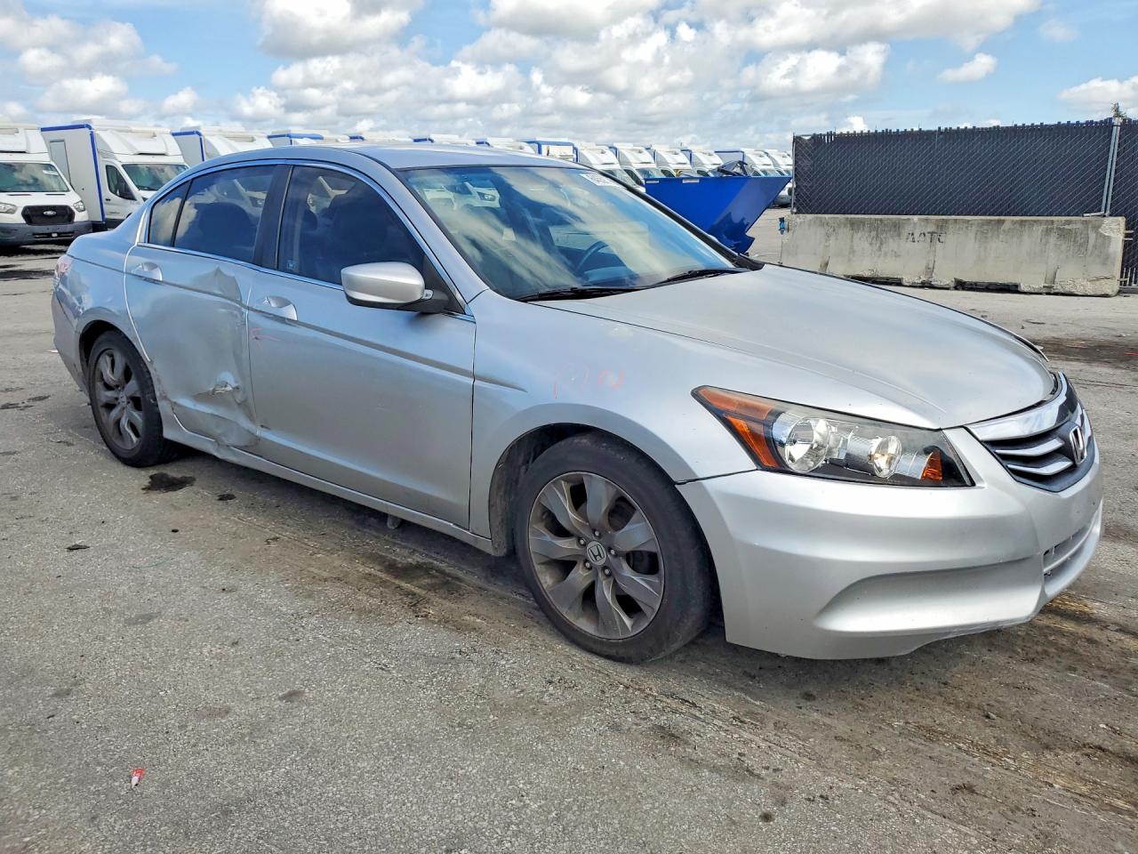 2011 Honda Accord Se Silver vin: 1HGCP2F64BA031279