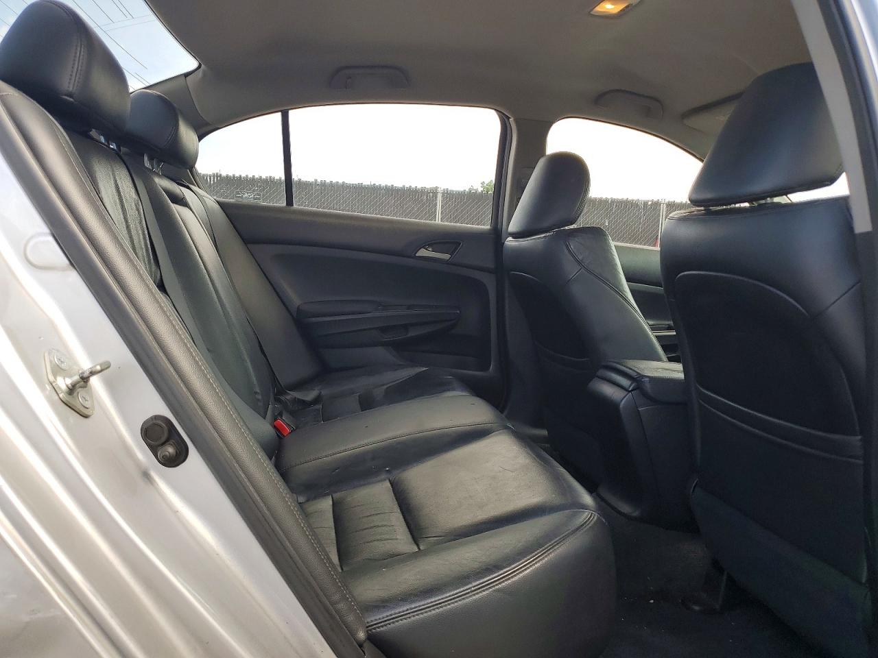 2011 Honda Accord Se Silver vin: 1HGCP2F64BA031279