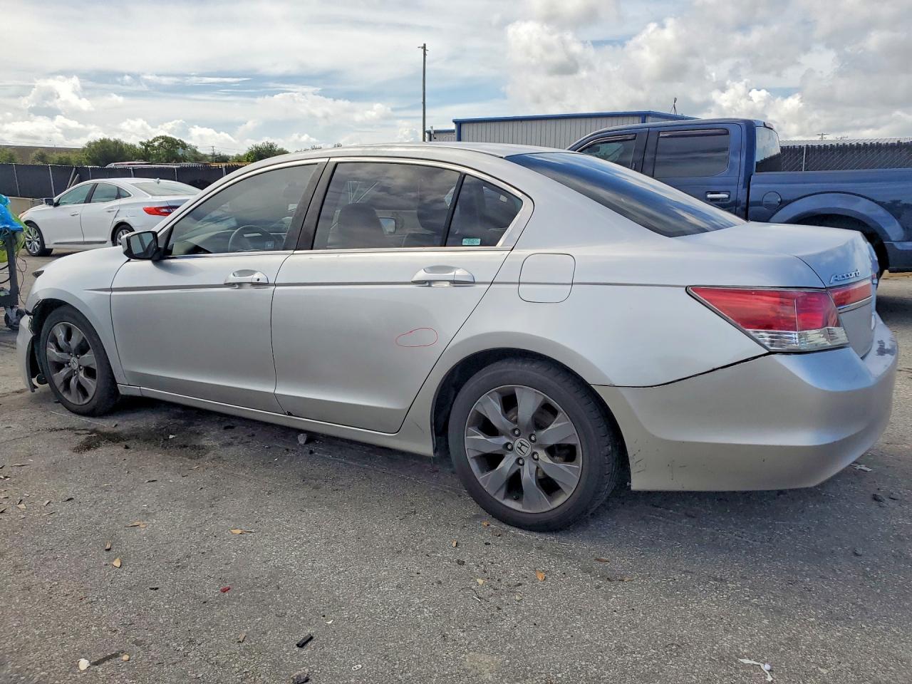 2011 Honda Accord Se Silver vin: 1HGCP2F64BA031279