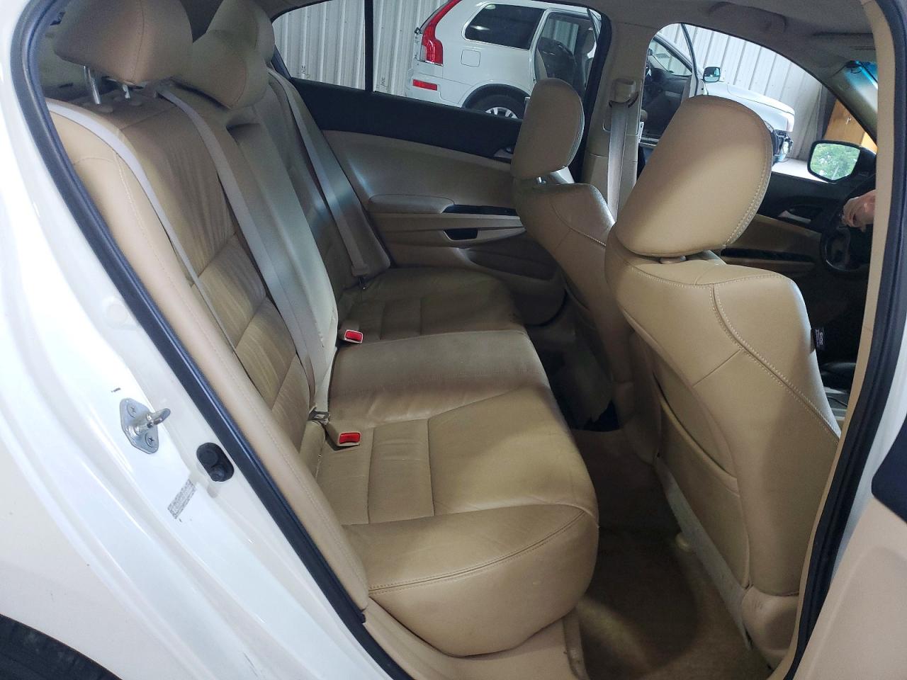 2011 Honda Accord Se White vin: 1HGCP2F64BA102819