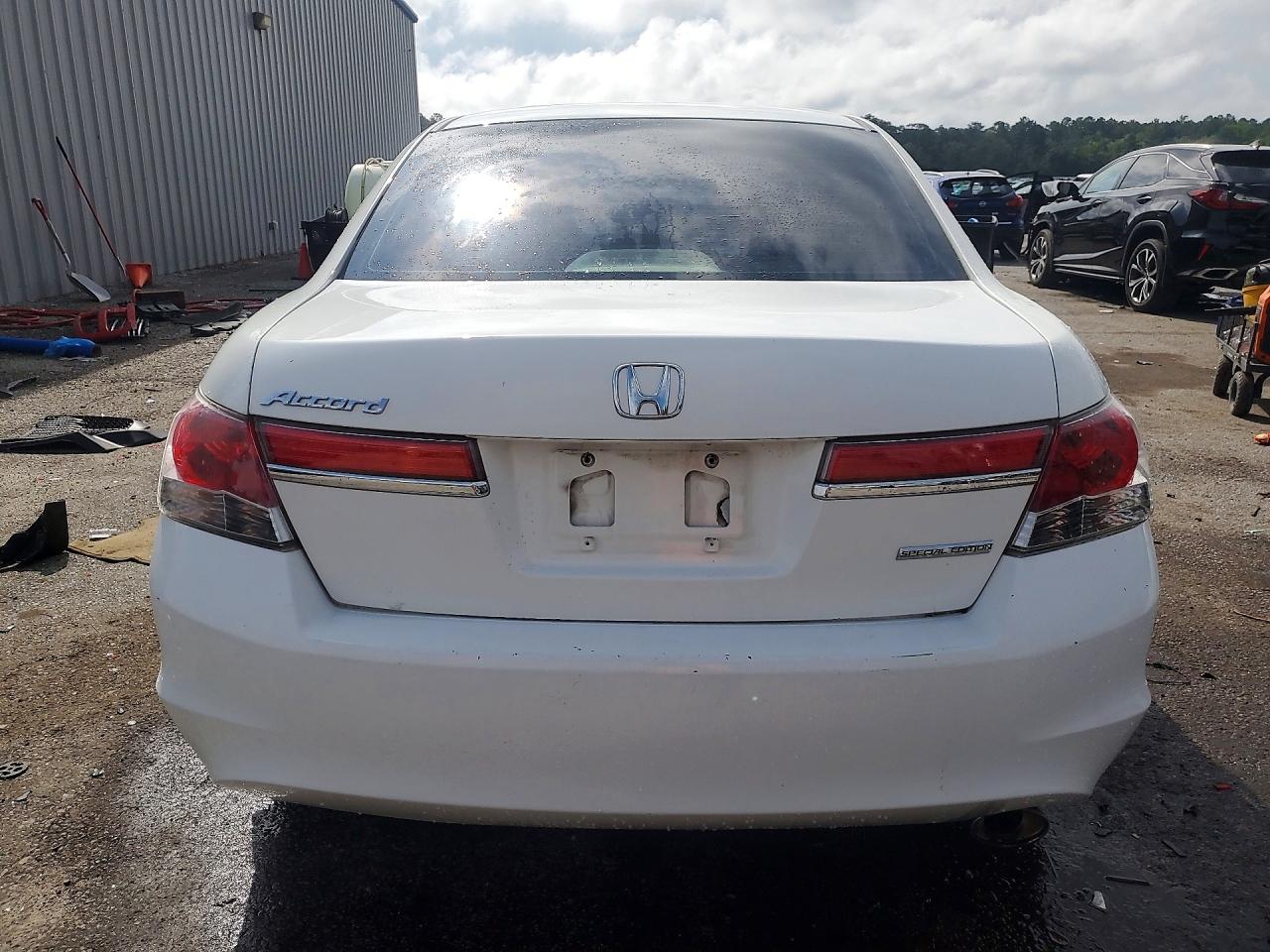 2012 Honda Accord Se White vin: 1HGCP2F64CA067622