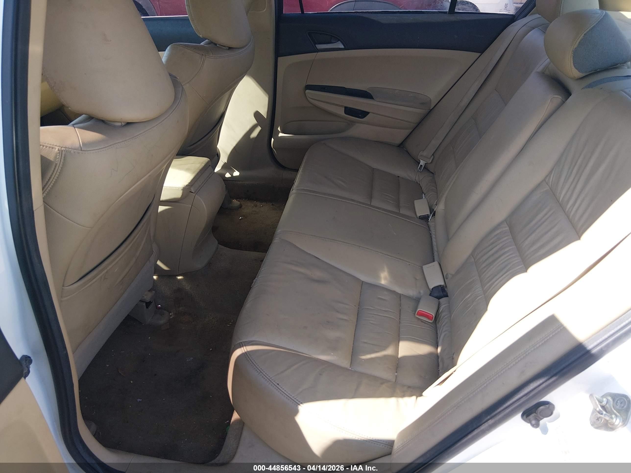 2012 Honda Accord 2.4 Se White vin: 1HGCP2F64CA178834