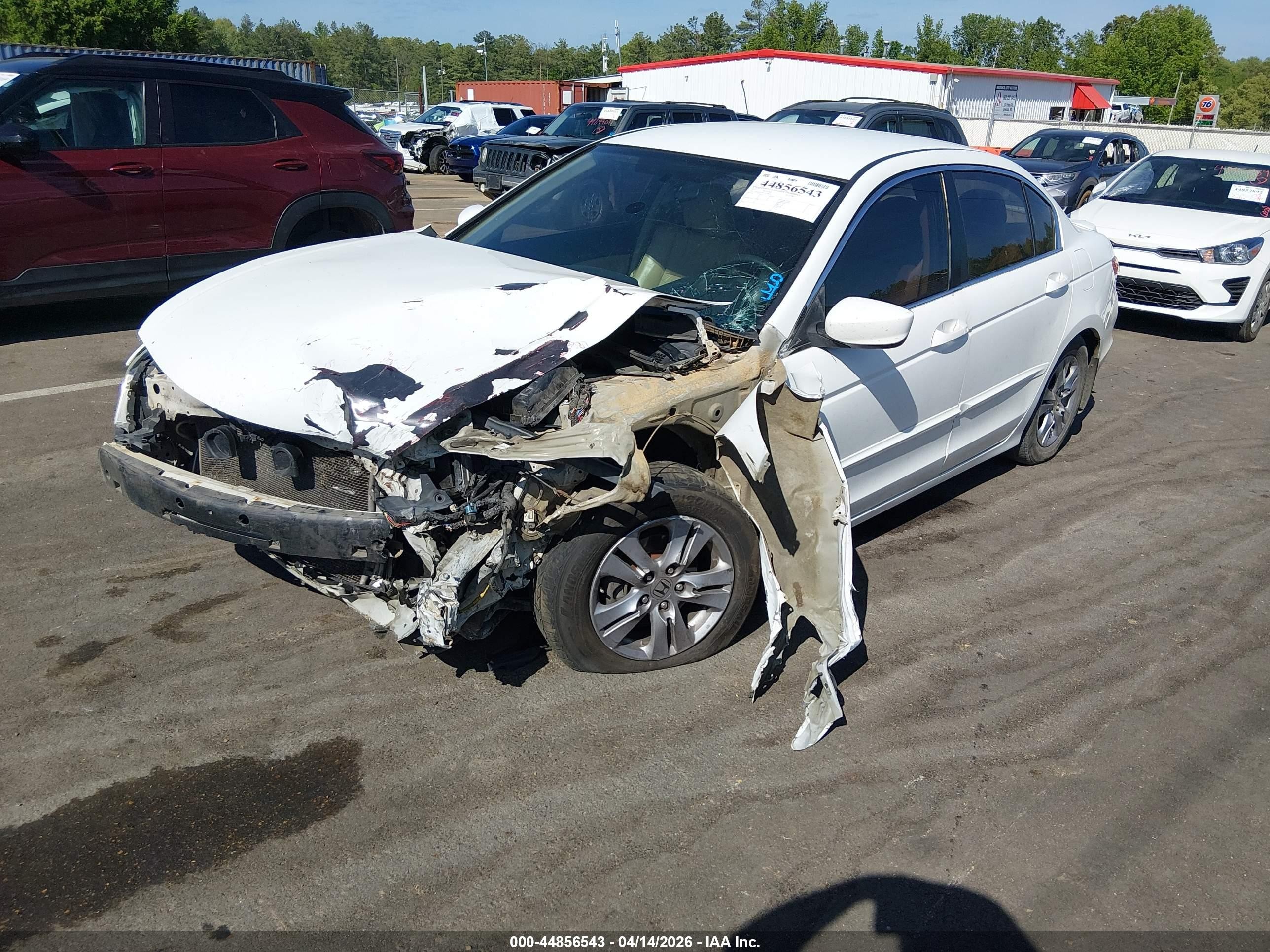 2012 Honda Accord 2.4 Se White vin: 1HGCP2F64CA178834