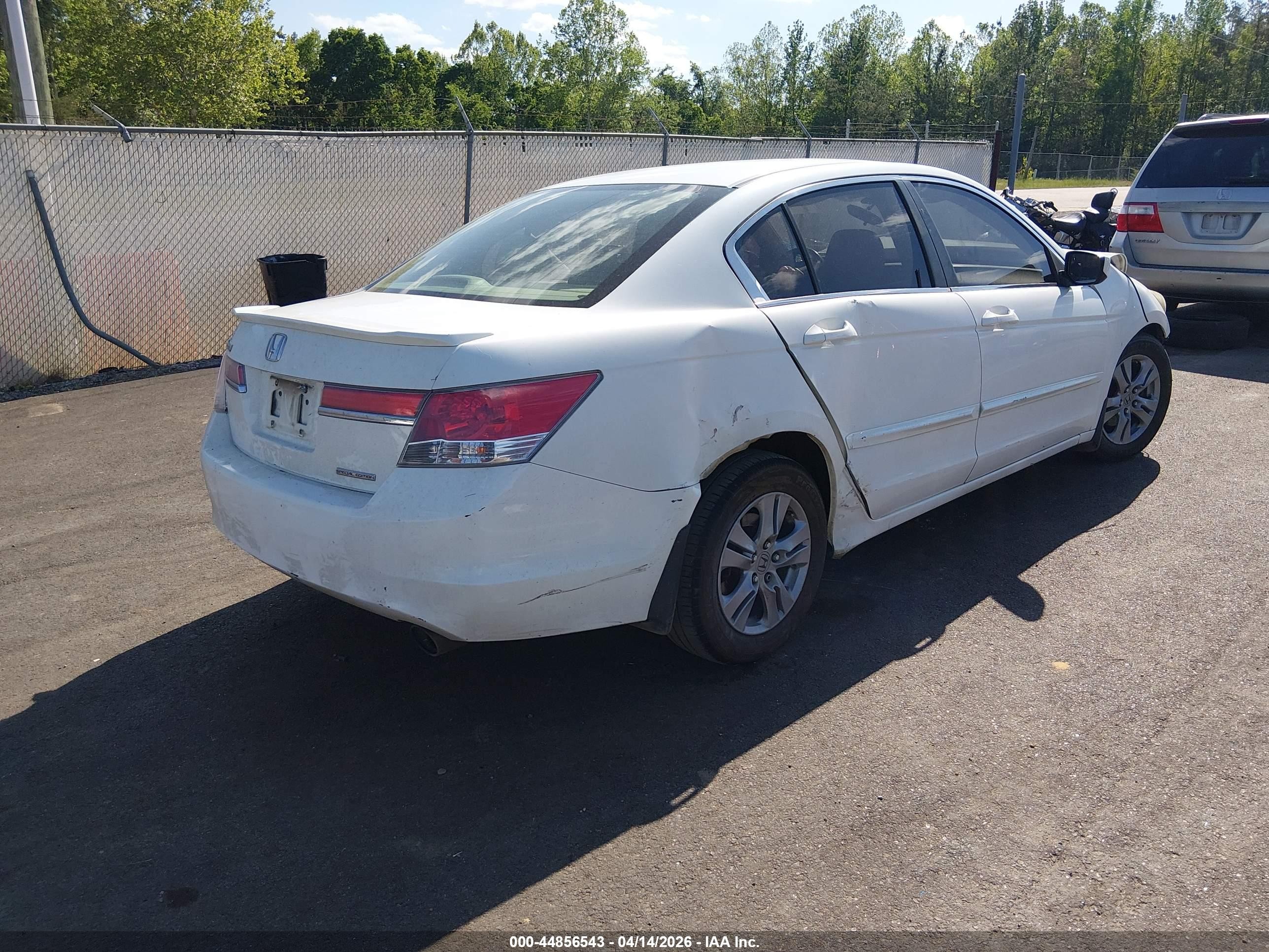 2012 Honda Accord 2.4 Se White vin: 1HGCP2F64CA178834